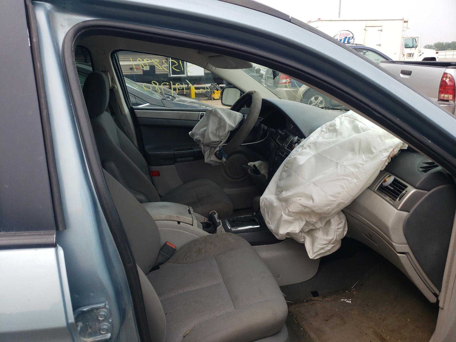 Photo 5 from auction – 2008 CHRYSLER PACIFICA L with VIN 2A8GM48LX8R658475
