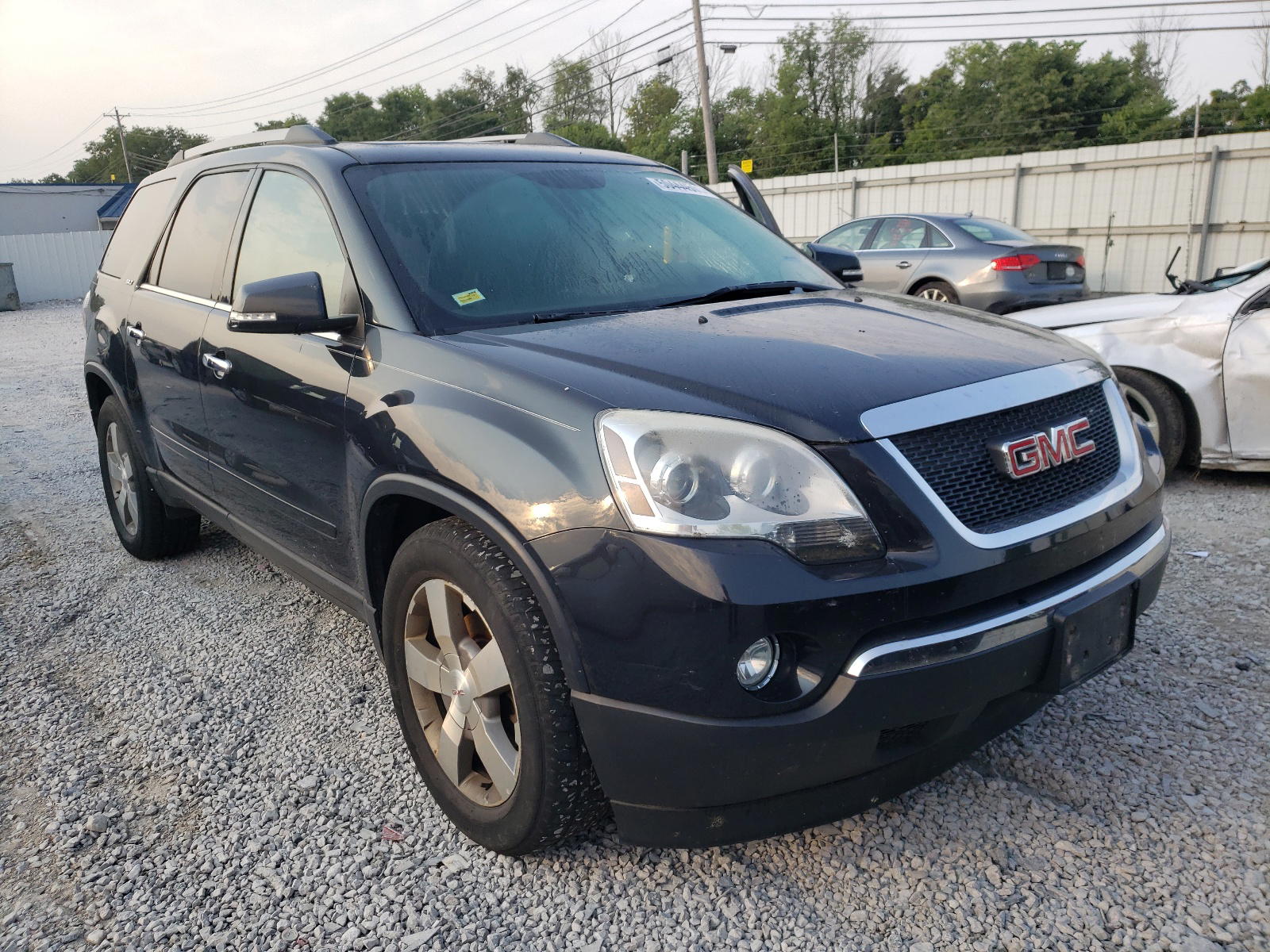 GMC ACADIA SLT 2011 with VIN 1GKKVRED7BJ242019 - Photo from auction