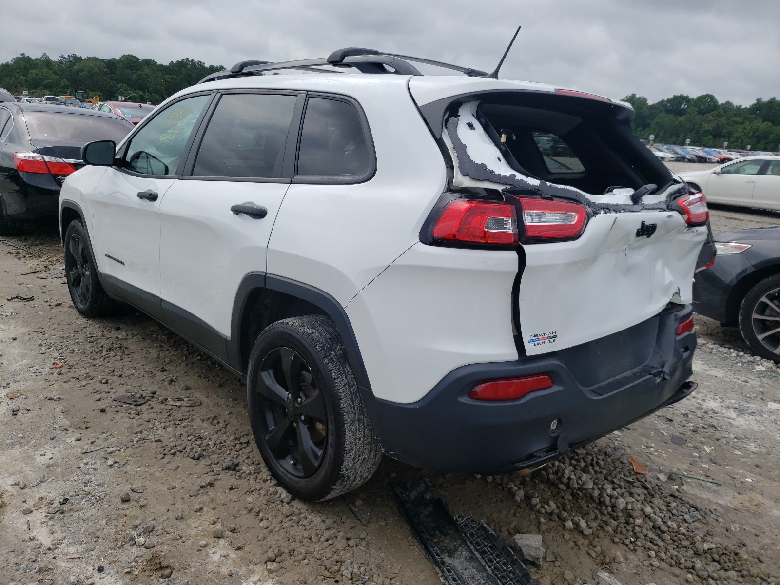 Photo 3 from auction – 2017 JEEP CHEROKEE S with VIN 1C4PJLAB8HW661426