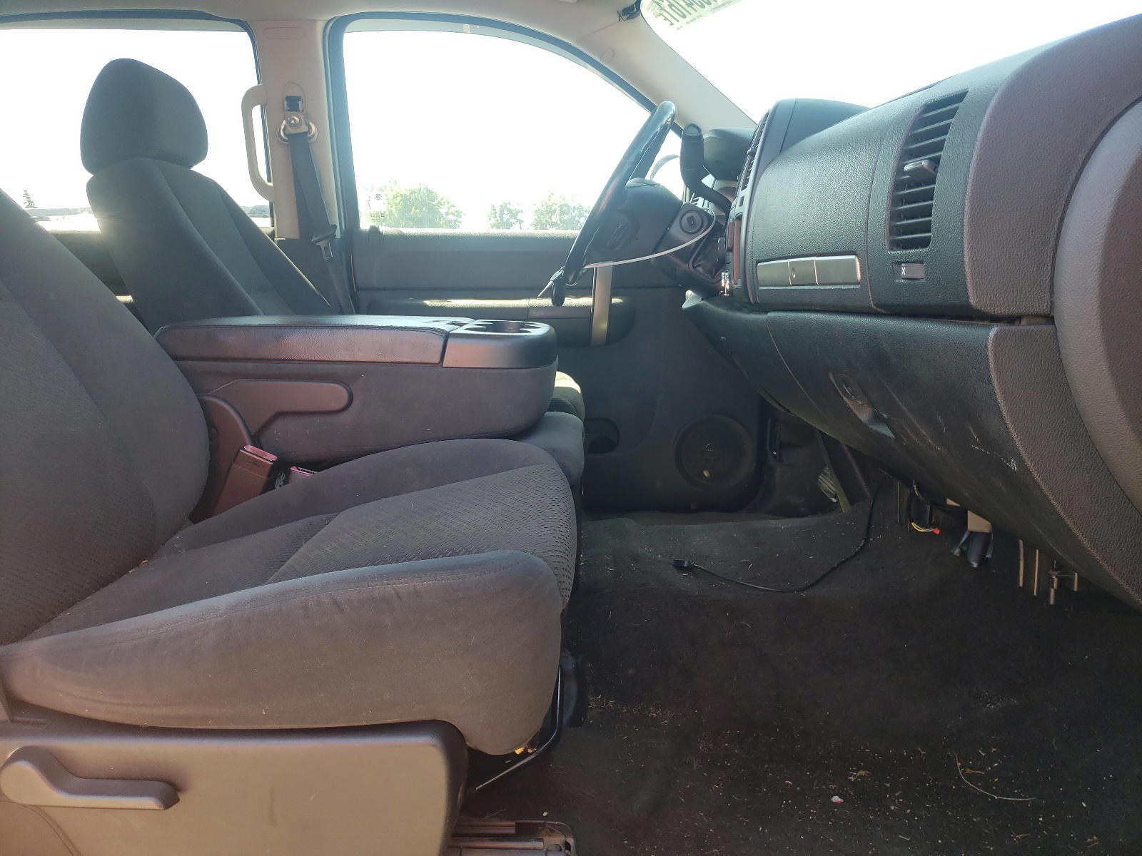 Photo 5 from auction – 2007 CHEVROLET SILVERADO with VIN 2GCEK13M171592527