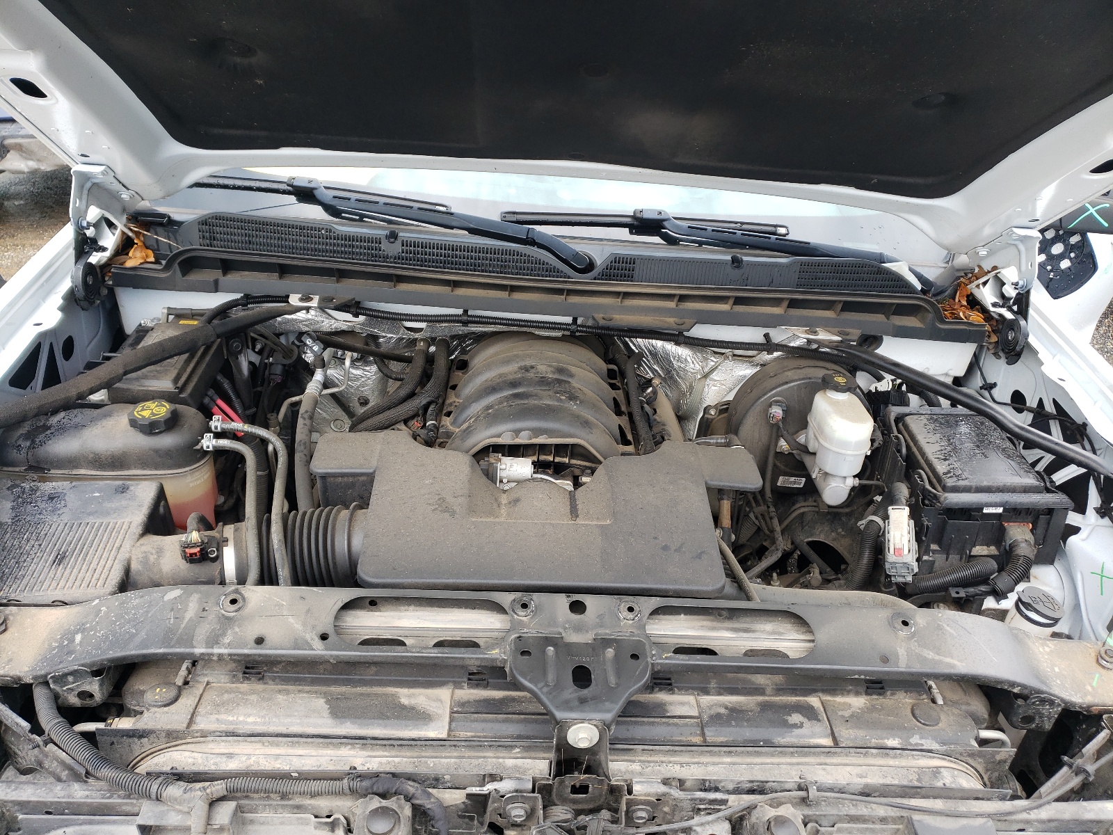 Photo 7 from auction – 2016 CHEVROLET SILVERADO with VIN 1GCVKREC6GZ305676