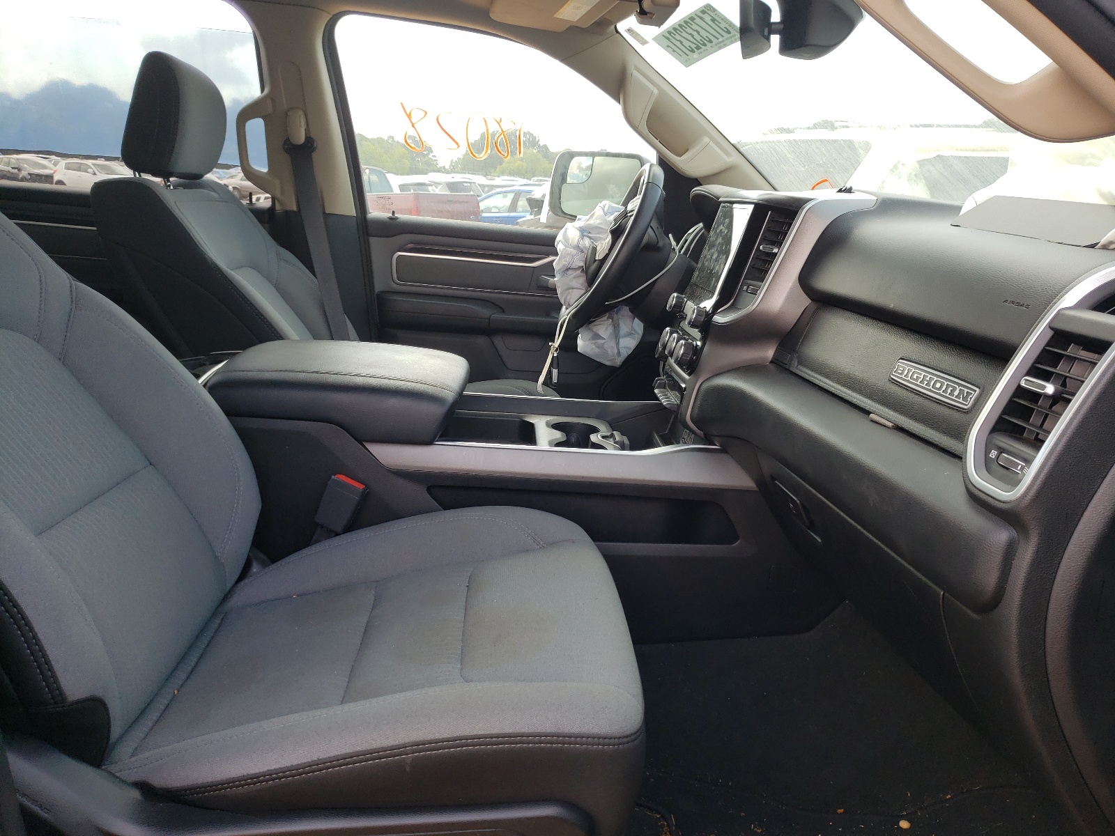 Photo 5 from auction – 2020 RAM 1500 BIG H with VIN 1C6SRFFT7LN116961