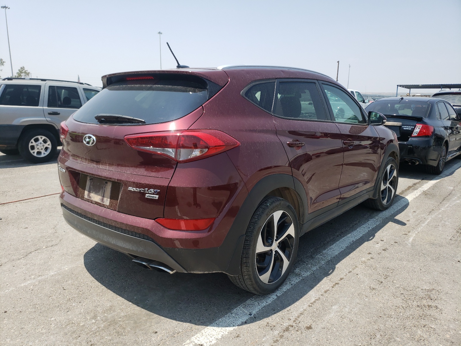 Photo 4 from auction – 2016 HYUNDAI TUCSON LIM with VIN KM8J3CA25GU048542