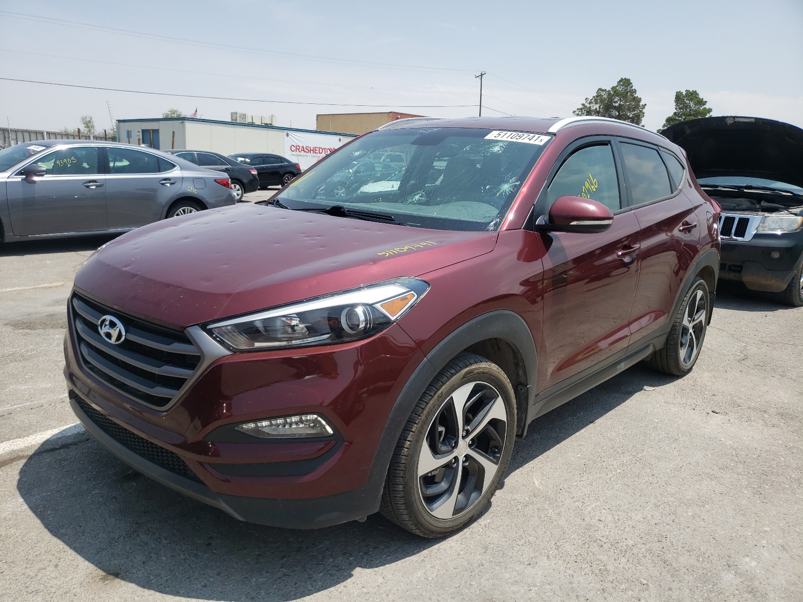 Photo 2 from auction – 2016 HYUNDAI TUCSON LIM with VIN KM8J3CA25GU048542