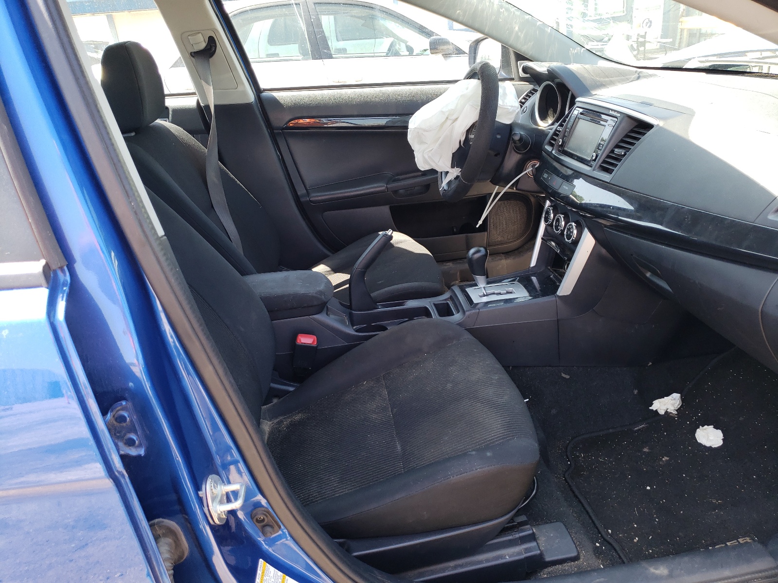 Photo 5 from auction – 2017 MITSUBISHI LANCER ES with VIN JA32U2FU7HU008182