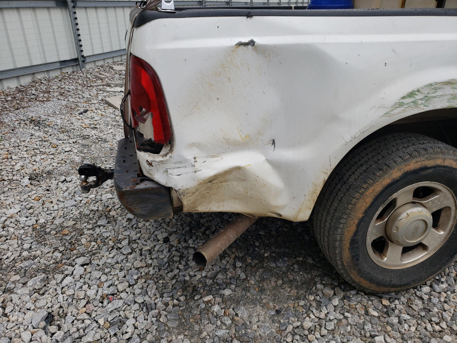 Photo 9 from auction – 2005 FORD F250 SUPER with VIN 1FTNF20535EA47674
