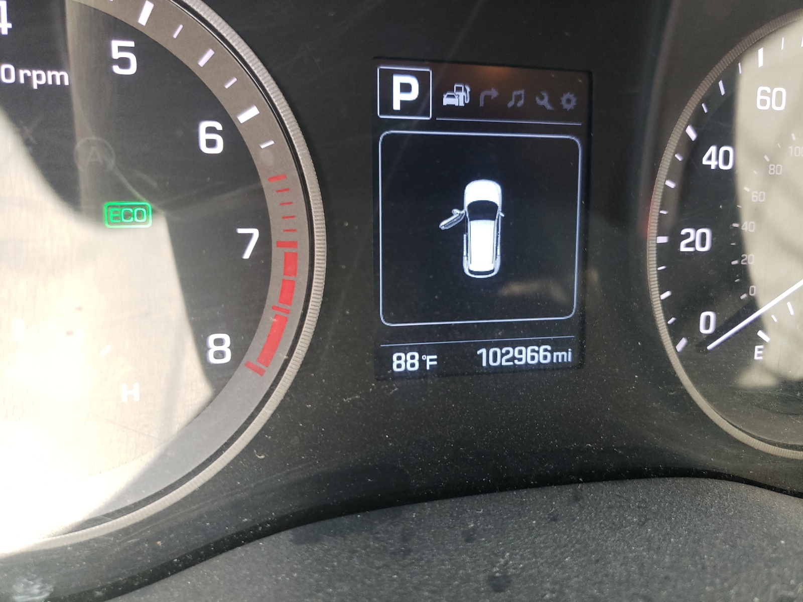 Photo 8 from auction – 2016 HYUNDAI TUCSON LIM with VIN KM8J3CA25GU048542