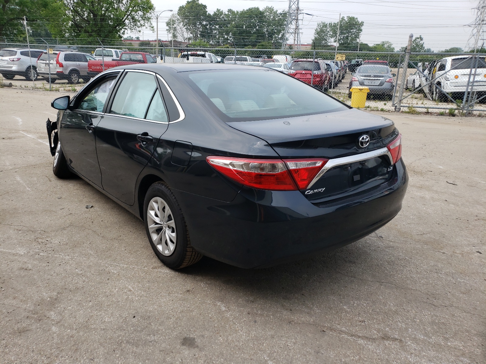 Photo 3 from auction – 2015 TOYOTA CAMRY LE with VIN 4T4BF1FK5FR513835
