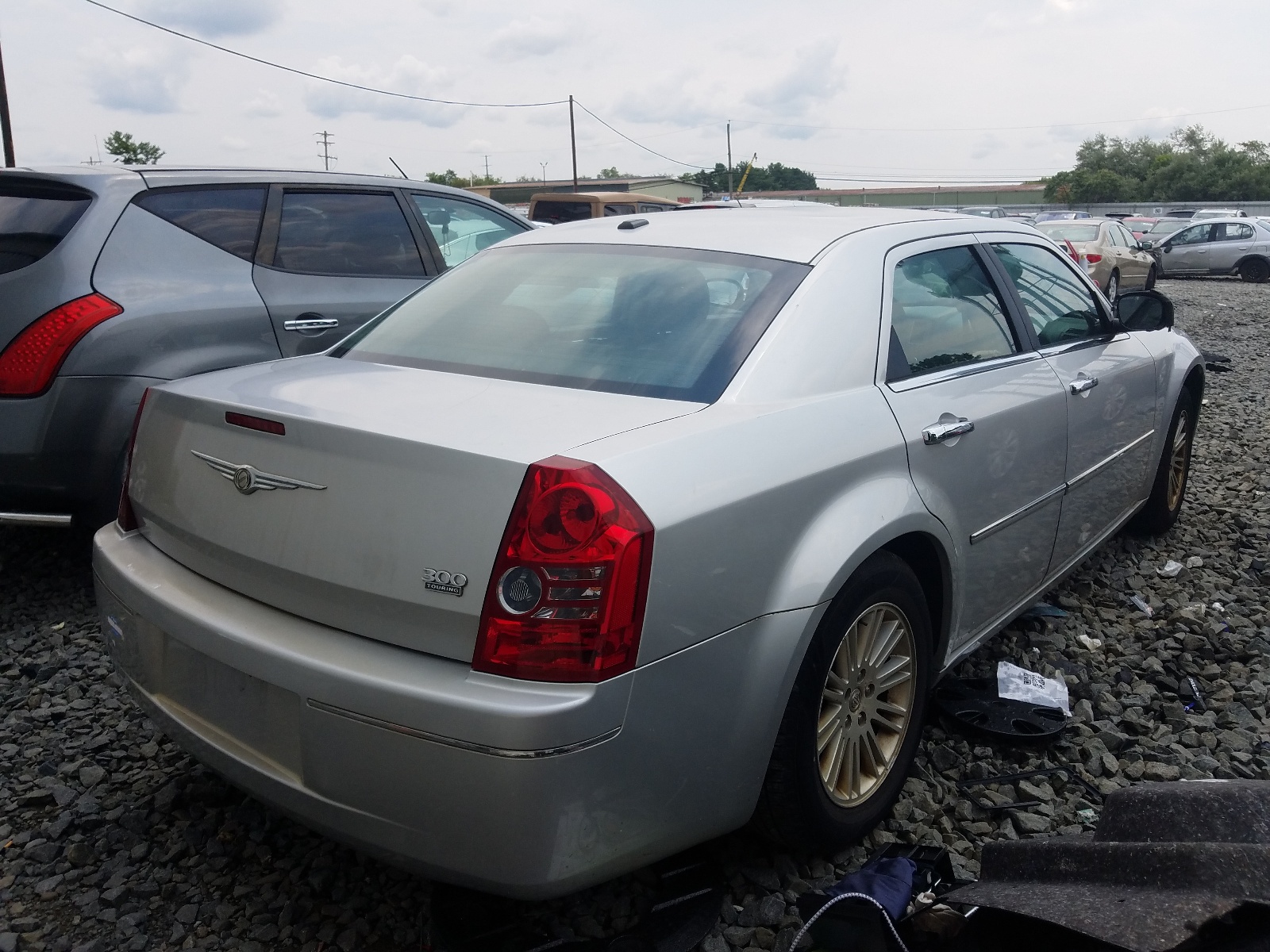 Photo 4 from auction – 2010 CHRYSLER 300 TOURIN with VIN 2C3CA5CV7AH262971