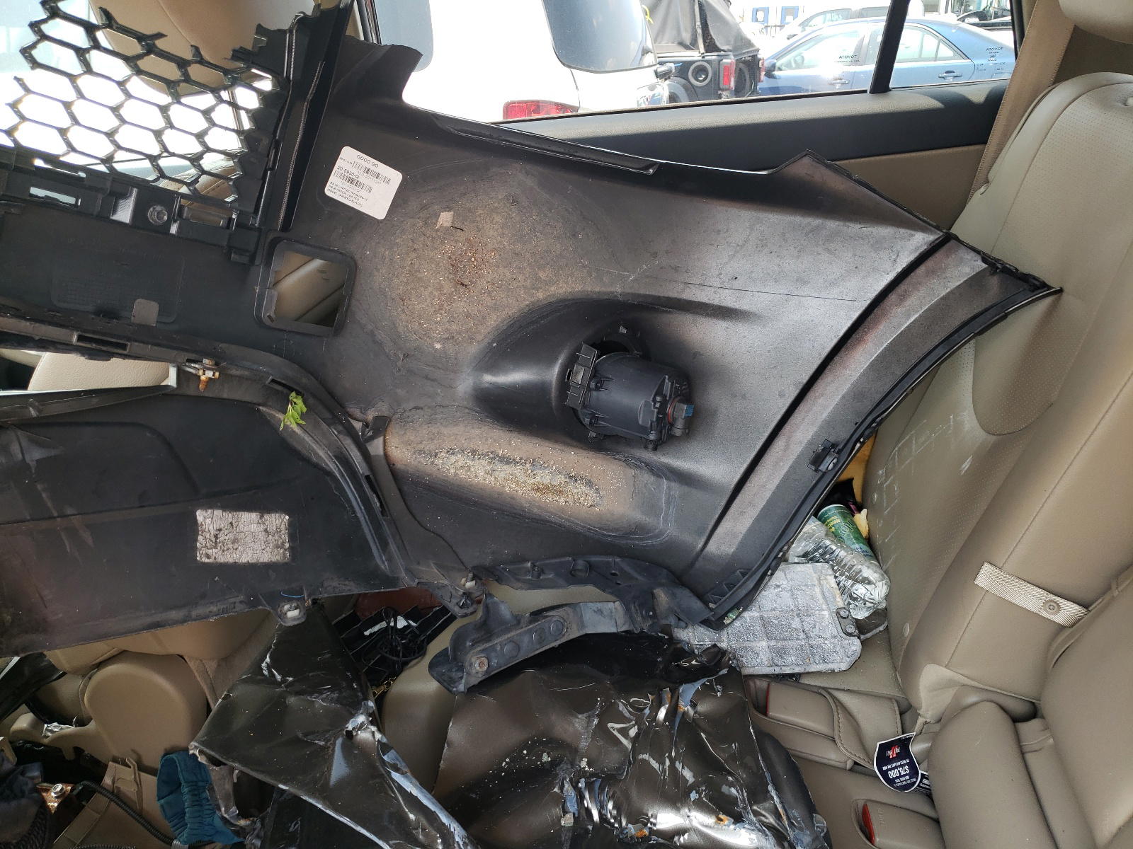 Photo 6 from auction – 2011 TOYOTA RAV4 LIMIT with VIN 2T3DF4DV2BW103075