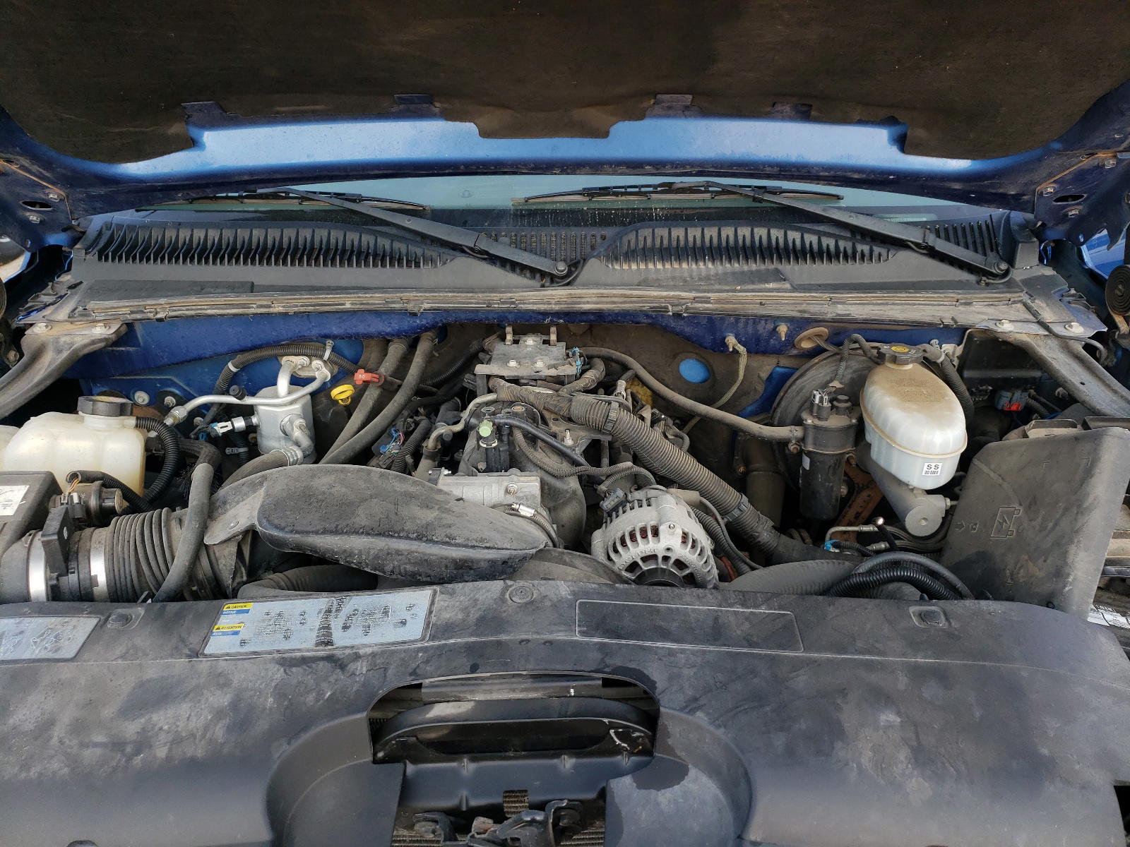 Photo 7 from auction – 2004 CHEVROLET SILVERADO with VIN 2GCEC19V541245095