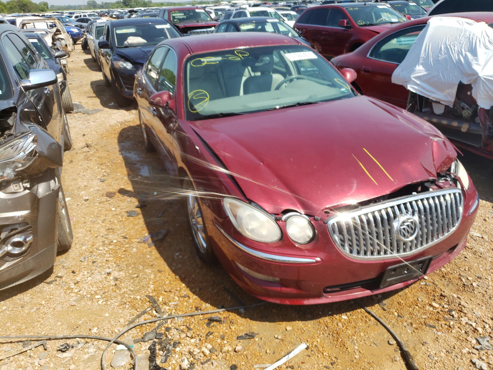 BUICK LACROSSE C 2008 with VIN 2G4WD582X81363760 - Photo from auction