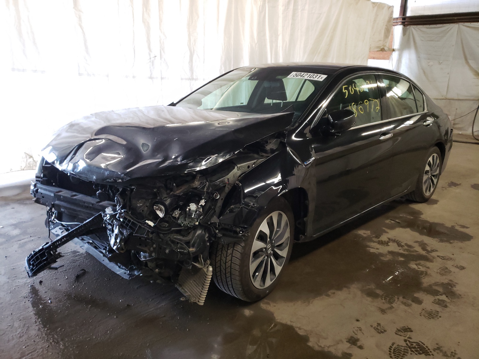 Photo 2 from auction – 2017 HONDA ACCORD with VIN JHMCR6F39HC018383