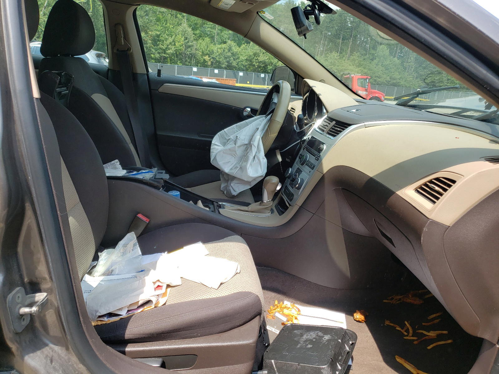 Photo 5 from auction – 2012 CHEVROLET MALIBU LS with VIN 1G1ZA5E01CF216430