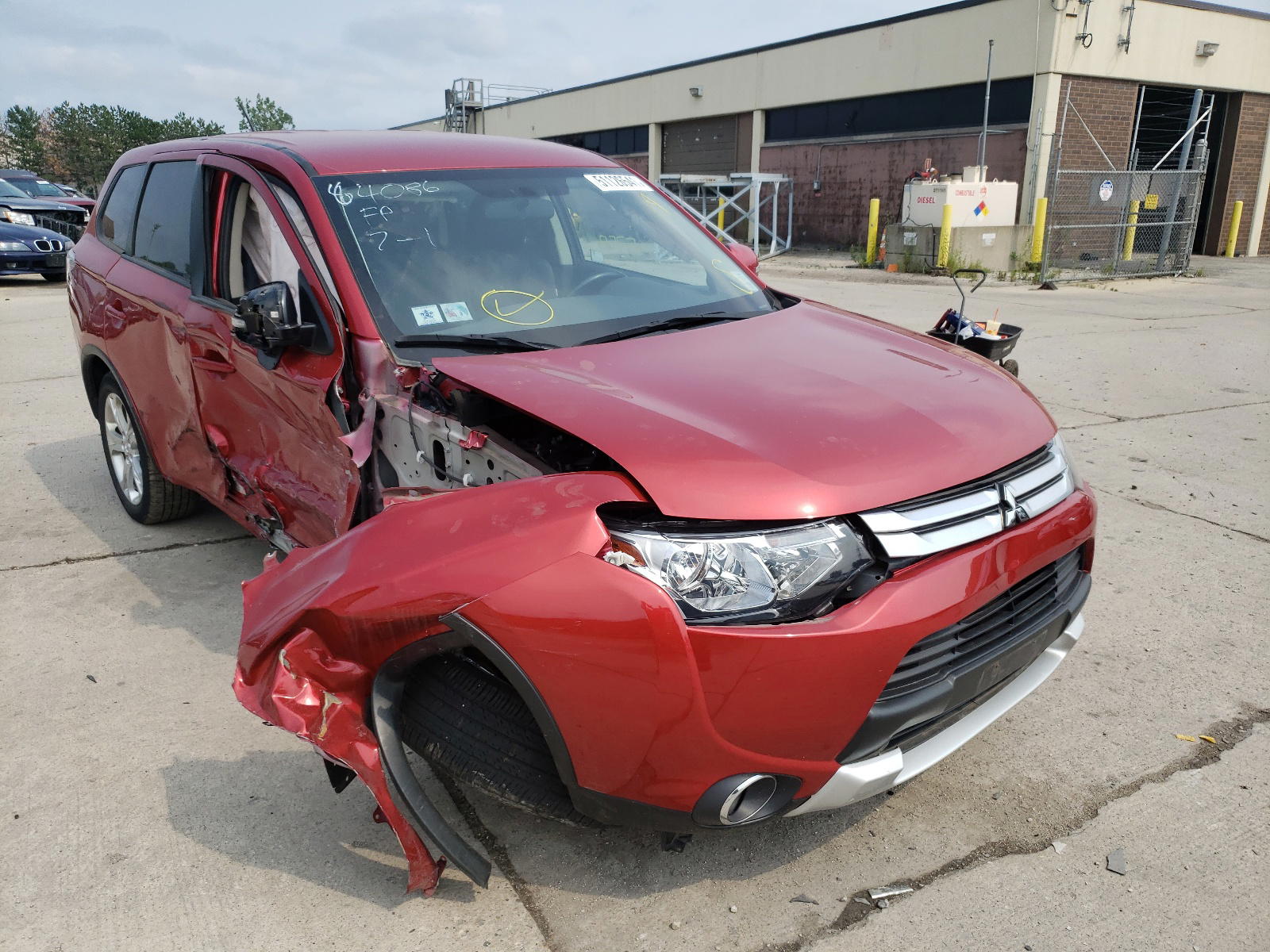 MITSUBISHI OUTLANDER 2015 with VIN JA4AZ3A31FZ012287 - Photo from auction