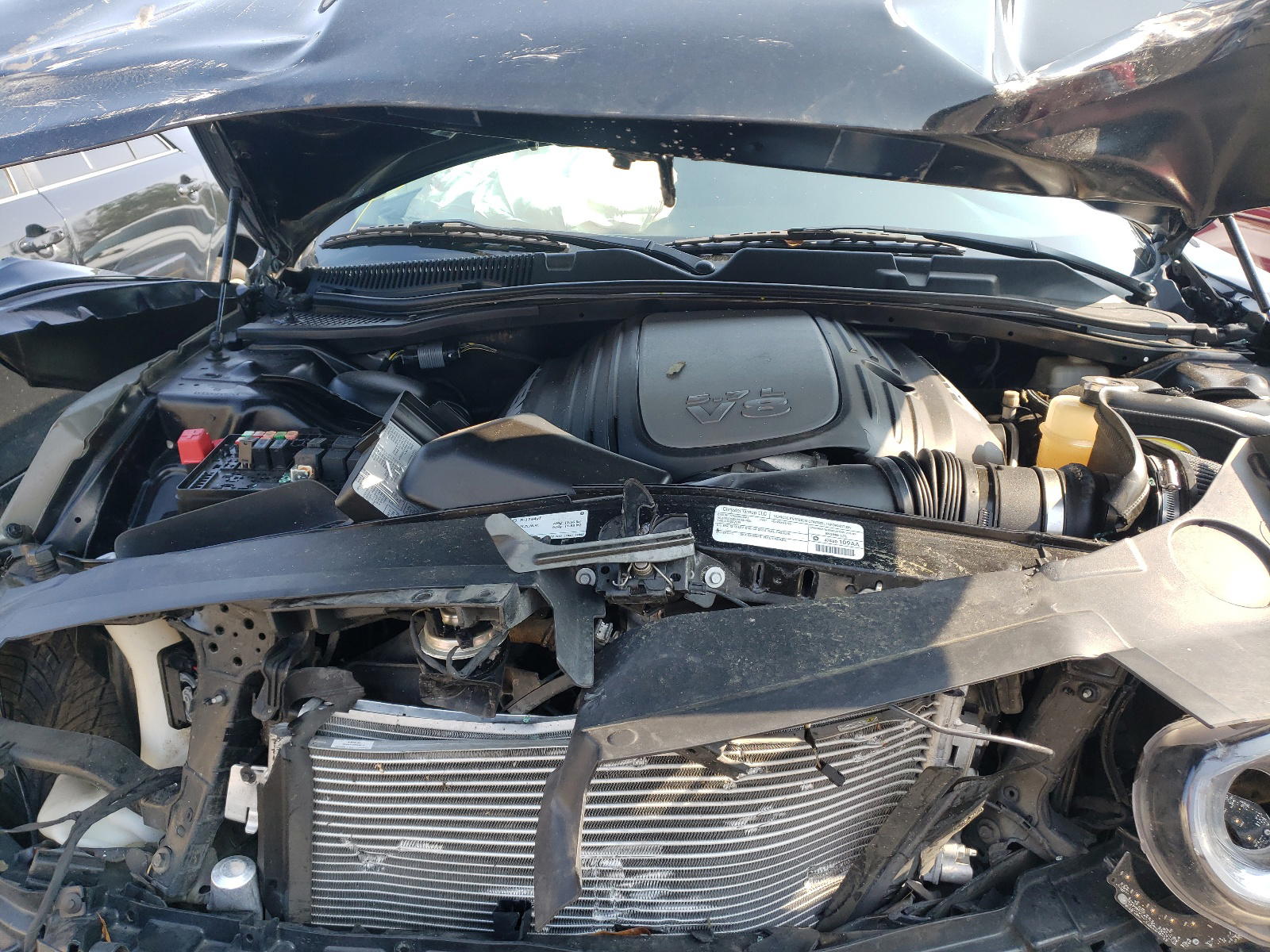 Photo 7 from auction – 2015 DODGE CHALLENGER with VIN 2C3CDZAT6FH703142