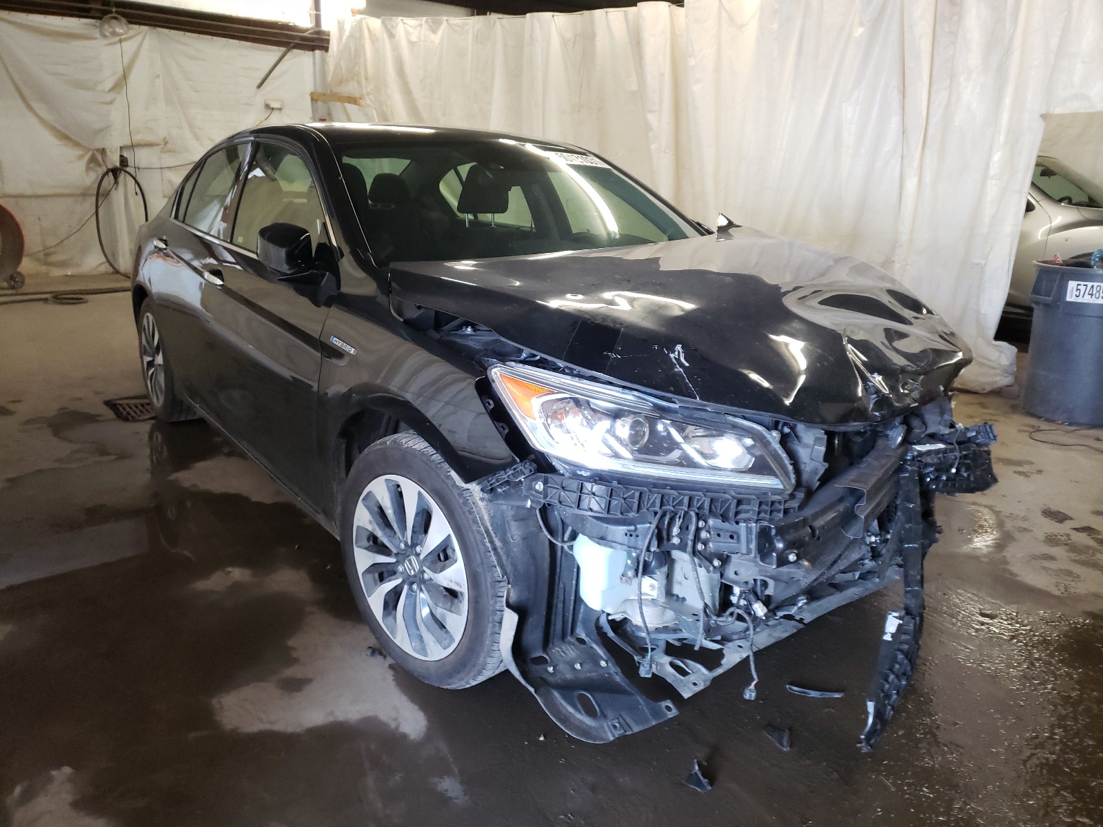 Photo 1 from auction – 2017 HONDA ACCORD with VIN JHMCR6F39HC018383