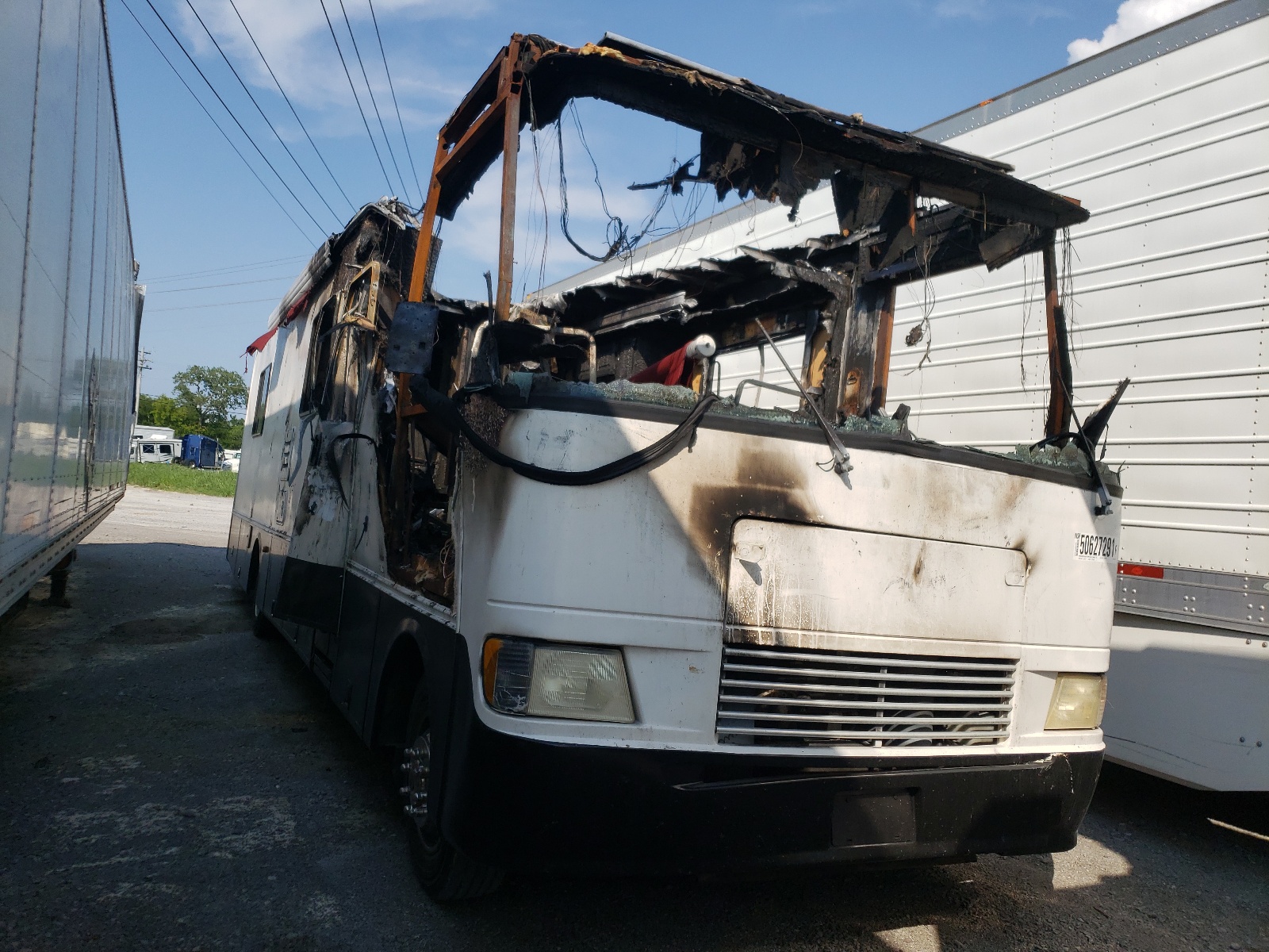 Photo 9 from auction – 1999 FORD F550 SUPER with VIN 3FCNF53SXXJA33739