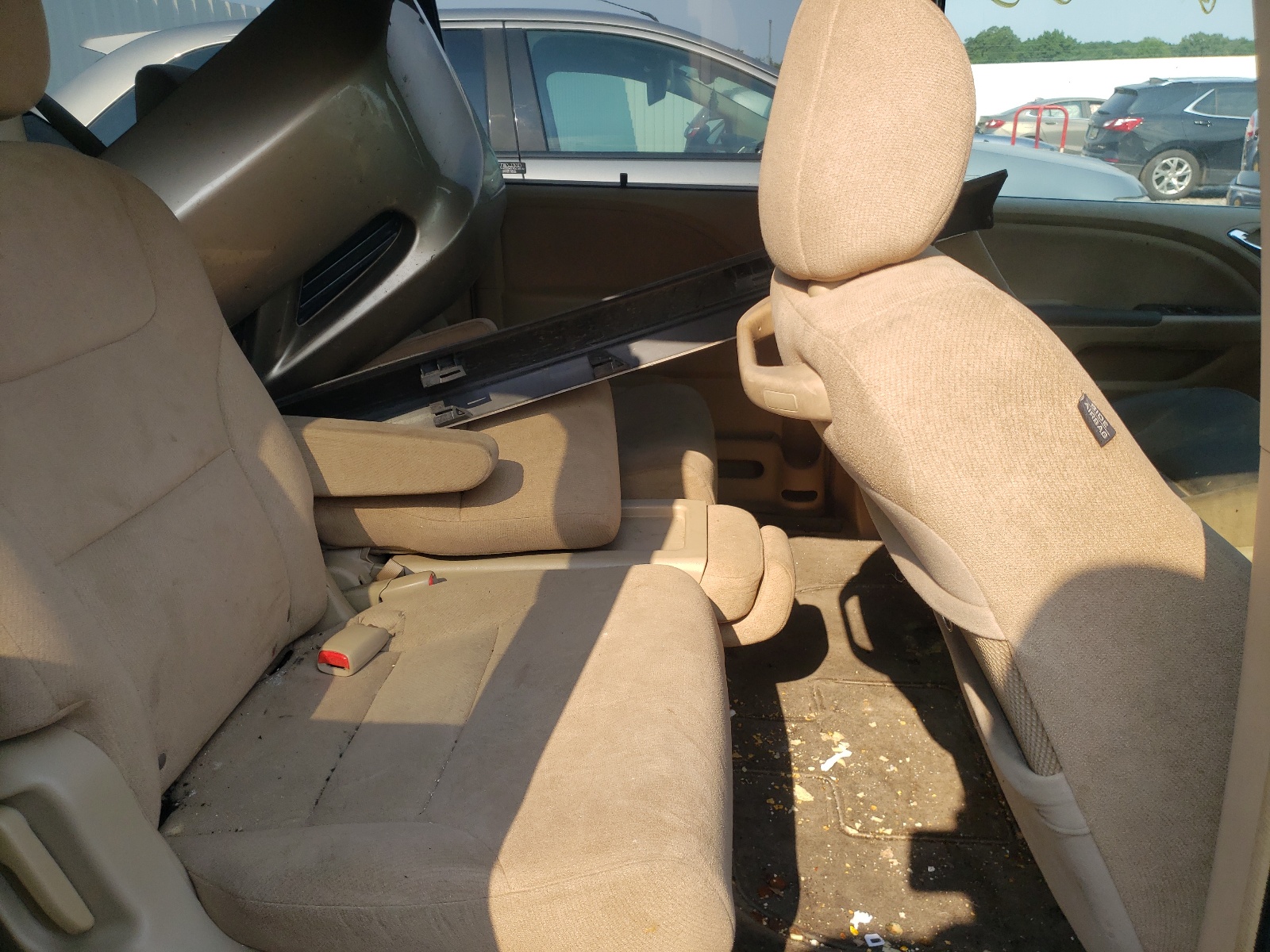 Photo 6 from auction – 2005 HONDA ODYSSEY EX with VIN 5FNRL38405B029434