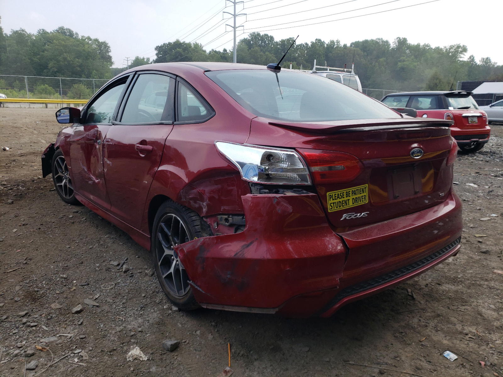 Photo 3 from auction – 2016 FORD FOCUS SE with VIN 1FADP3F20GL310641
