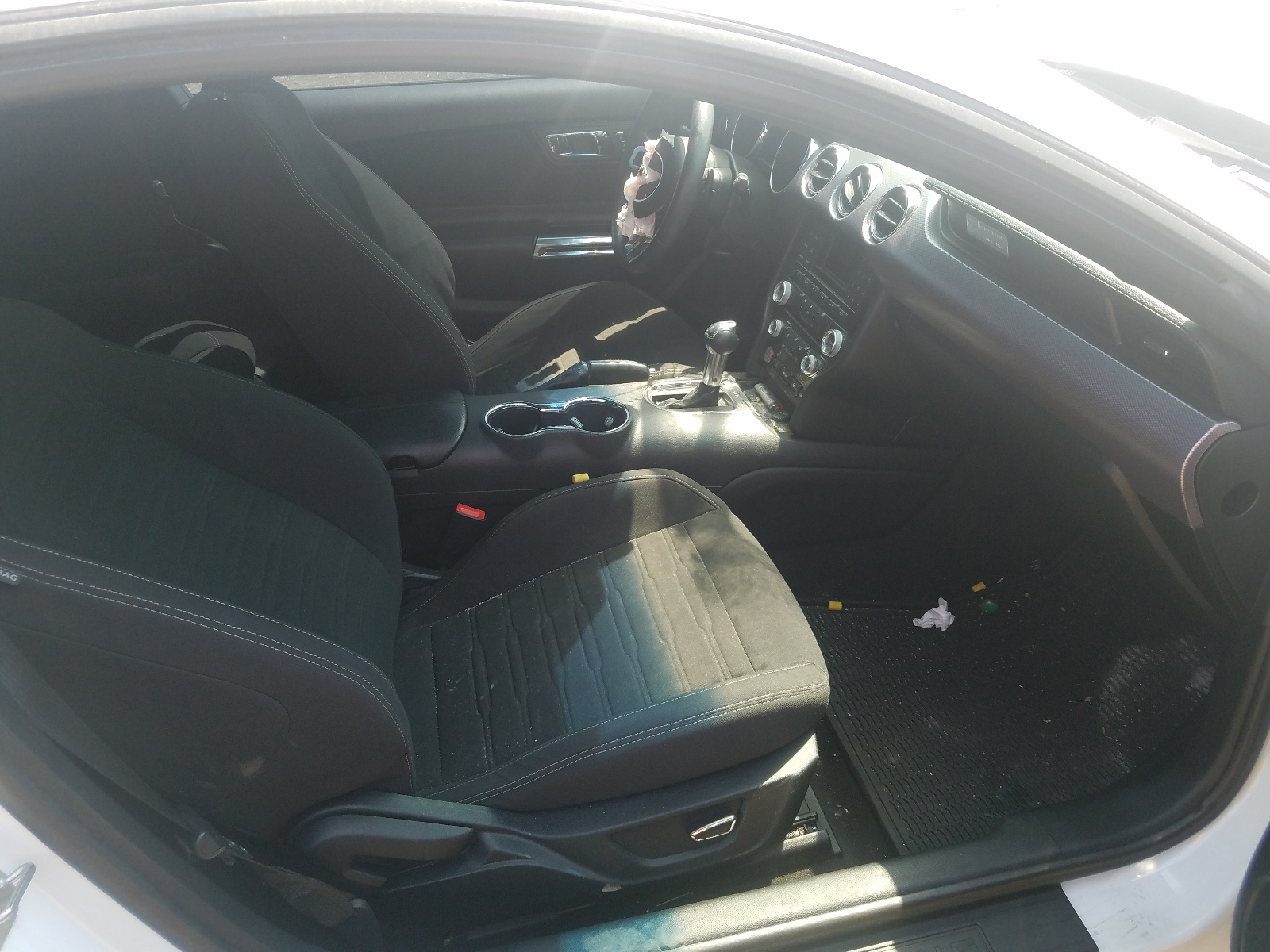 Photo 5 from auction – 2016 FORD MUSTANG GT with VIN 1FA6P8CF2G5303191