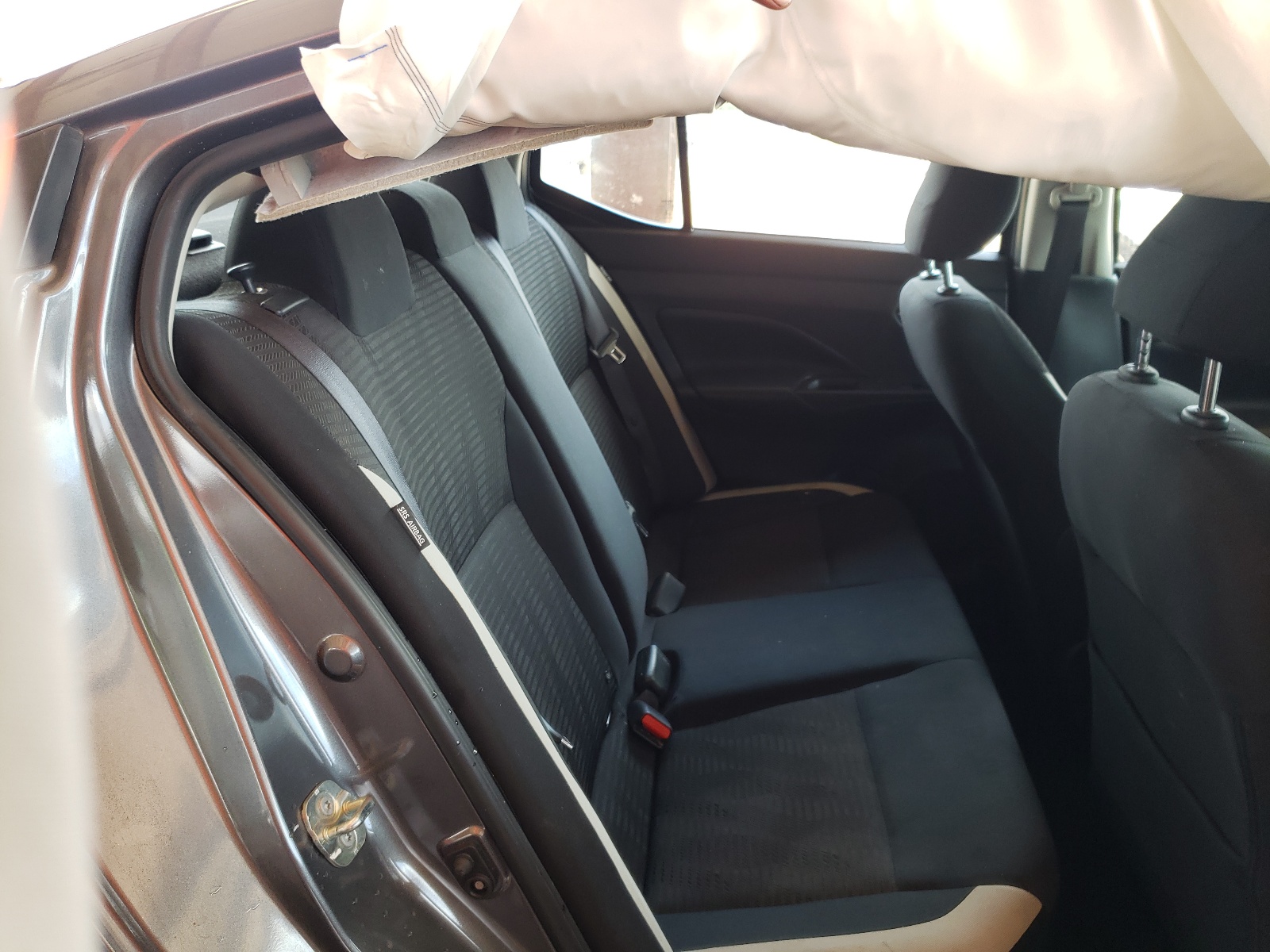 Photo 6 from auction – 2020 NISSAN VERSA SV with VIN 3N1CN8EV5LL813149