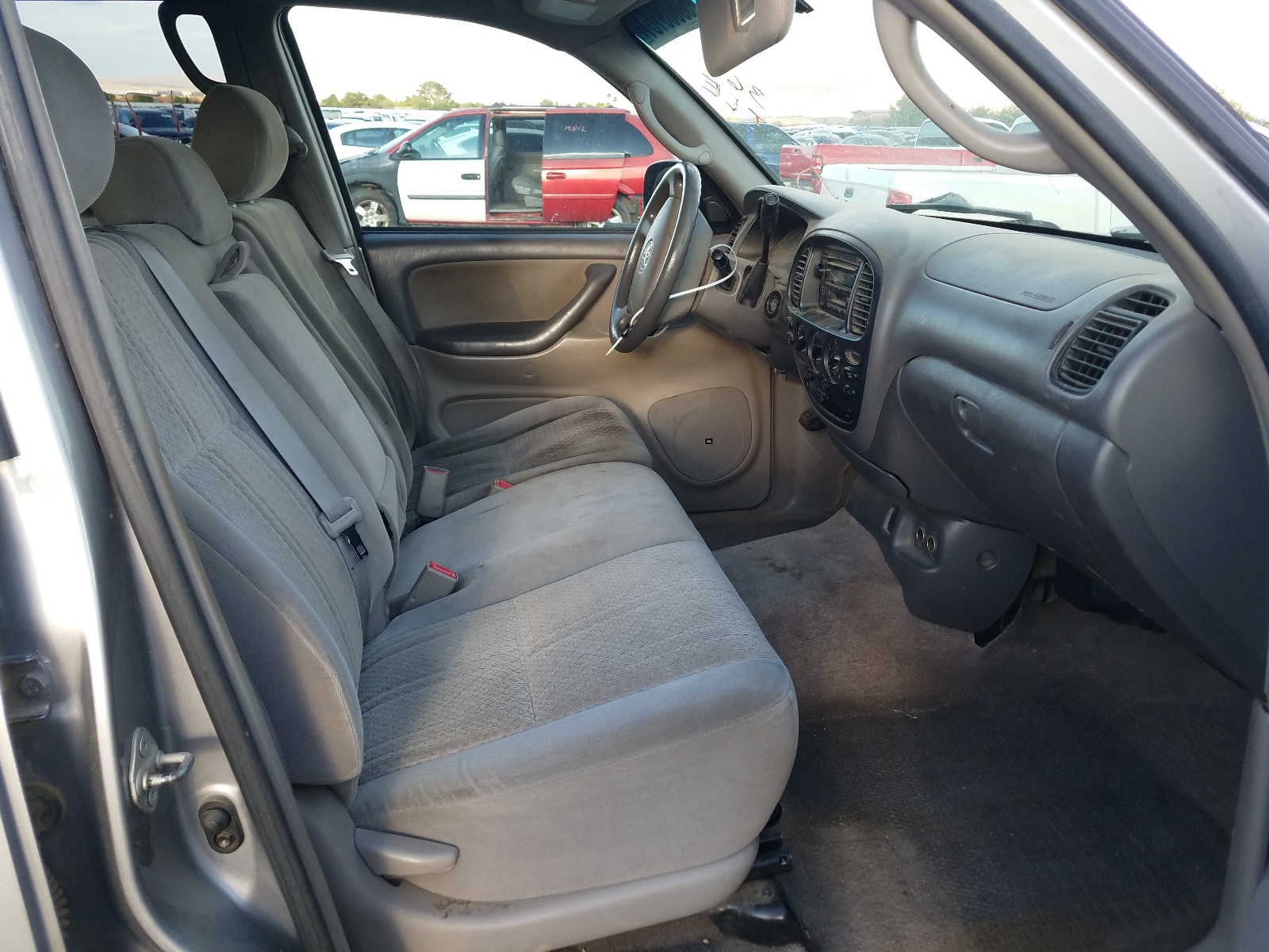 Photo 5 from auction – 2005 TOYOTA TUNDRA DOU with VIN 5TBDT44175S501726