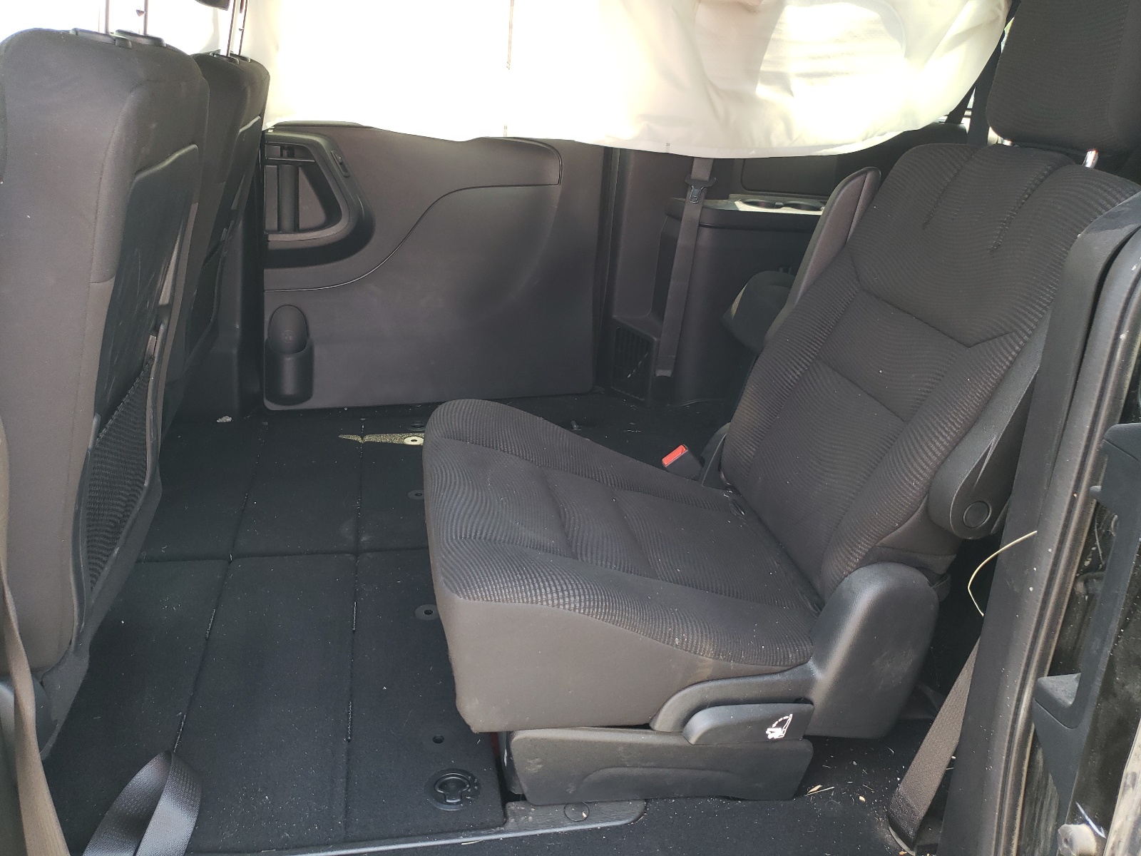 Photo 6 from auction – 2020 DODGE GRAND CARA with VIN 2C4RDGBG1LR246709
