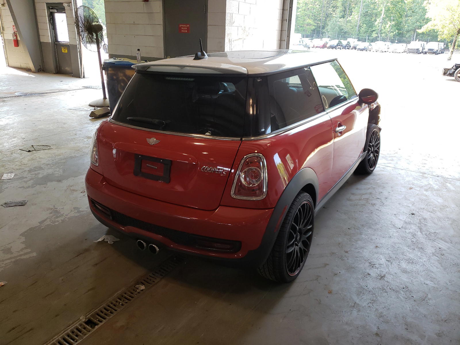 Photo 4 from auction – 2012 MINI COOPER S with VIN WMWSV3C53CTY25842
