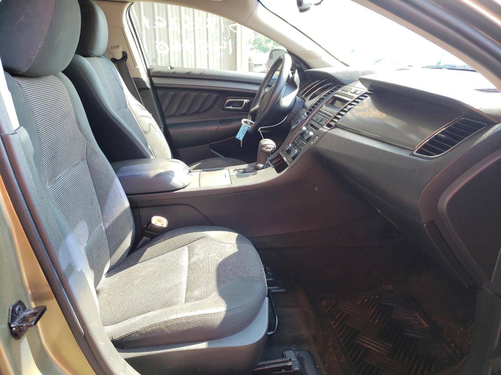 Photo 5 from auction – 2012 FORD TAURUS SEL with VIN 1FAHP2EW2CG118401