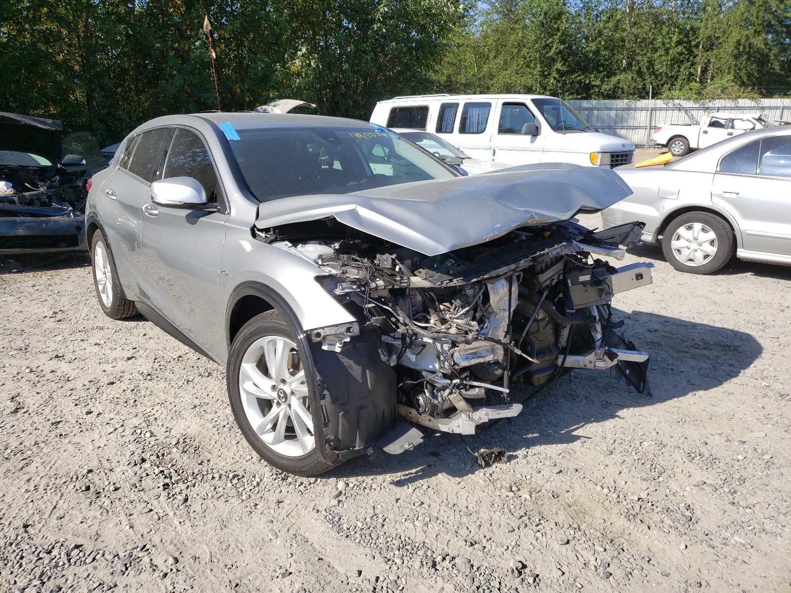 Photo 1 from auction – 2019 INFINITI QX30 BASE with VIN SJKCH5CP8KA011981