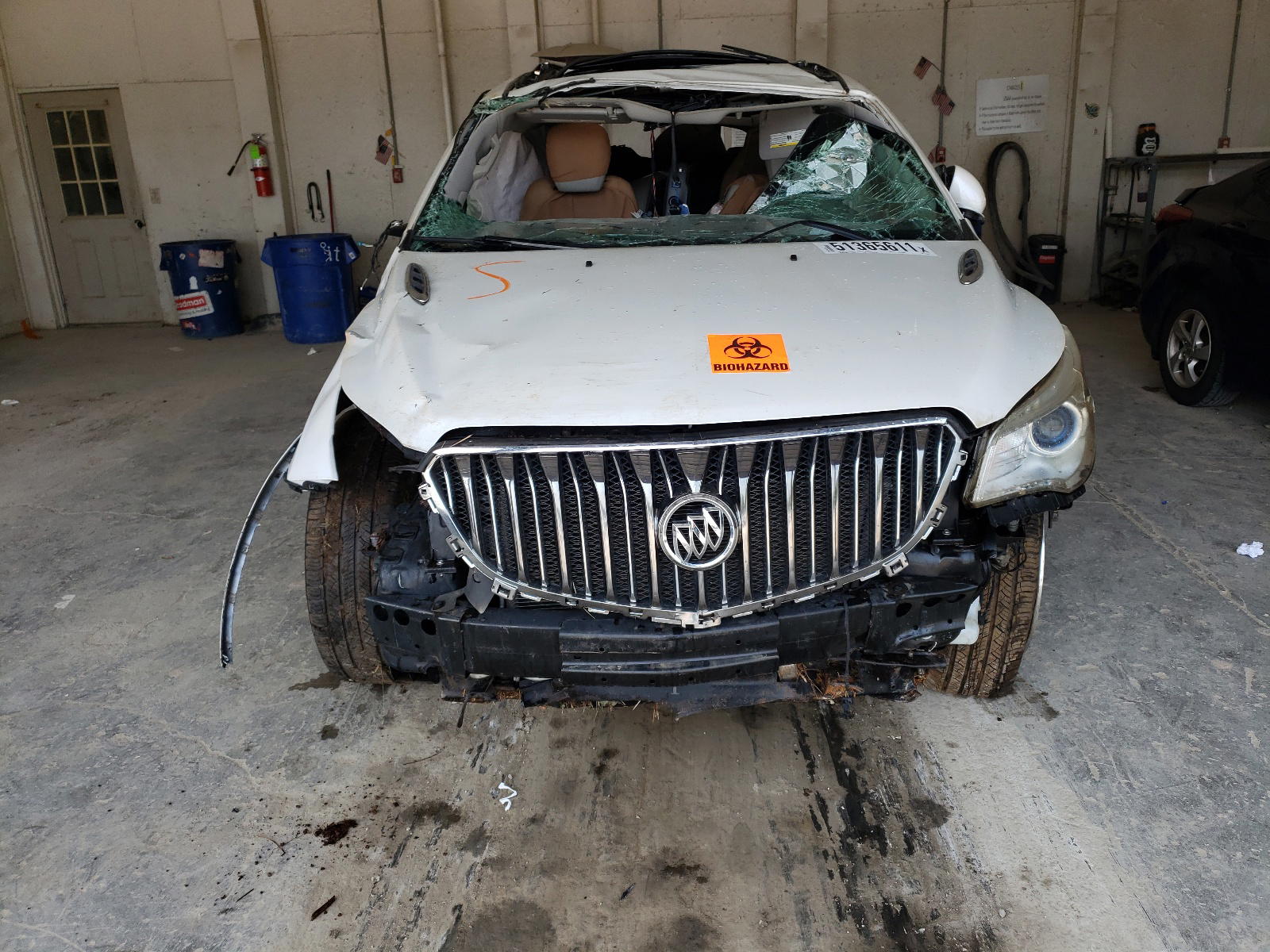 Photo 7 from auction – 2017 BUICK ENCLAVE with VIN 5GAKRBKDXHJ172781