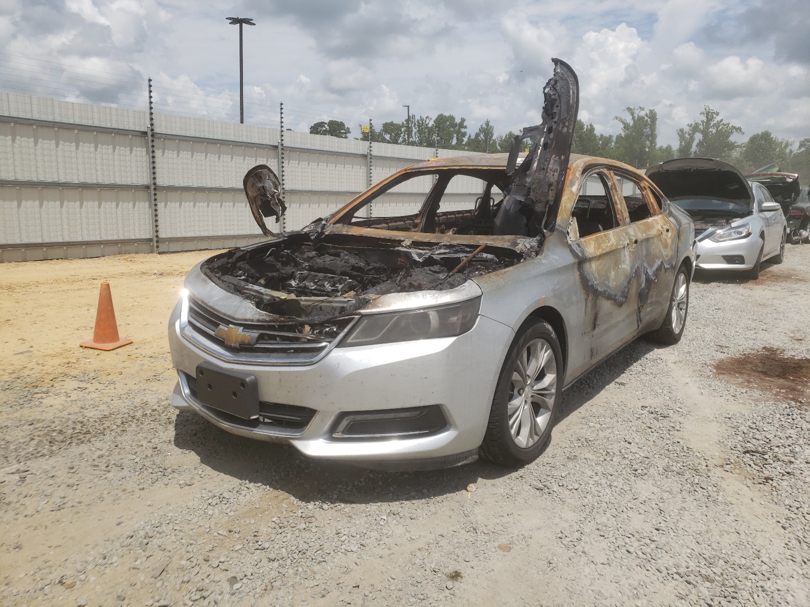 Photo 2 from auction – 2015 CHEVROLET IMPALA LT with VIN 1G1125S31FU115137