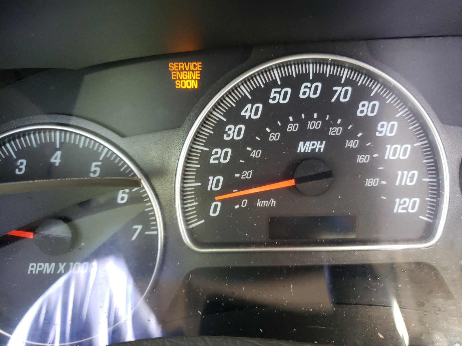 Photo 8 from auction – 2003 GMC ENVOY XL with VIN 1GKES16S432139060