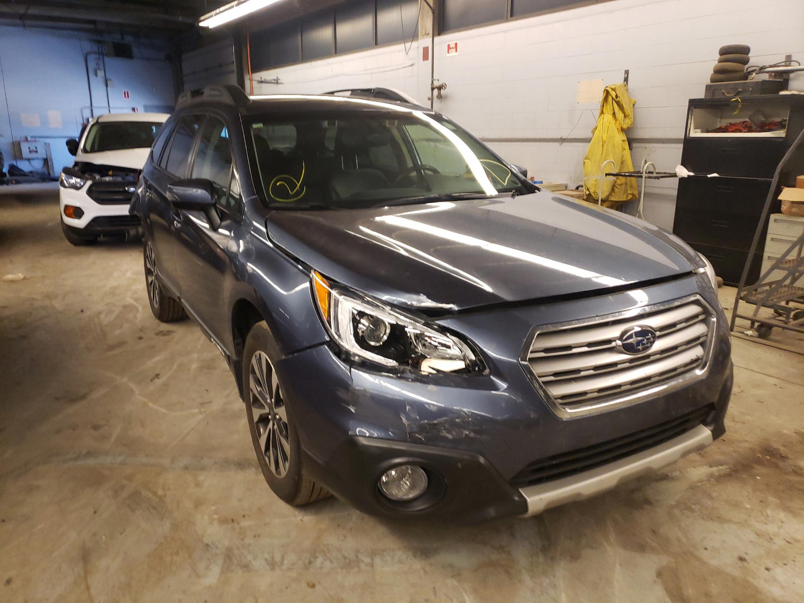 SUBARU OUTBACK 2. 2017 with VIN 4S4BSANC4H3305941 - Photo from auction