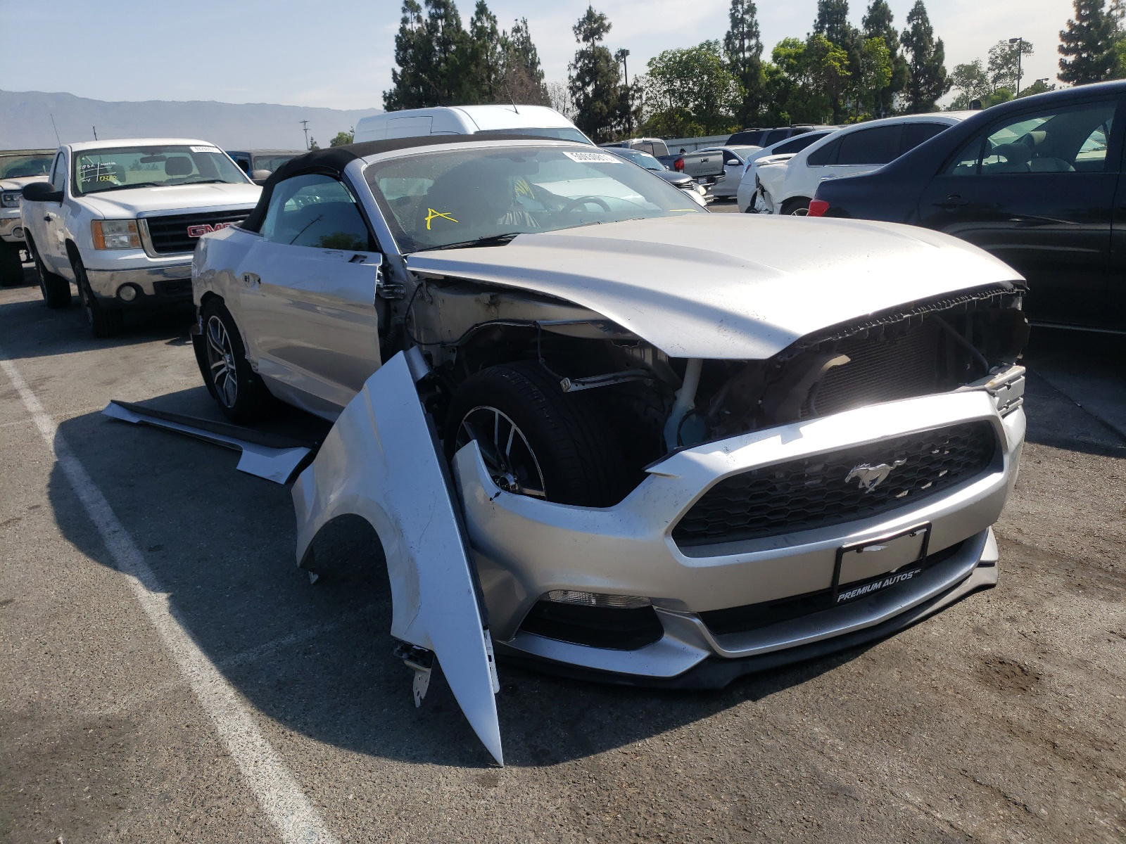 FORD MUSTANG 2015 with VIN 1FATP8EM5F5387178 - Photo from auction