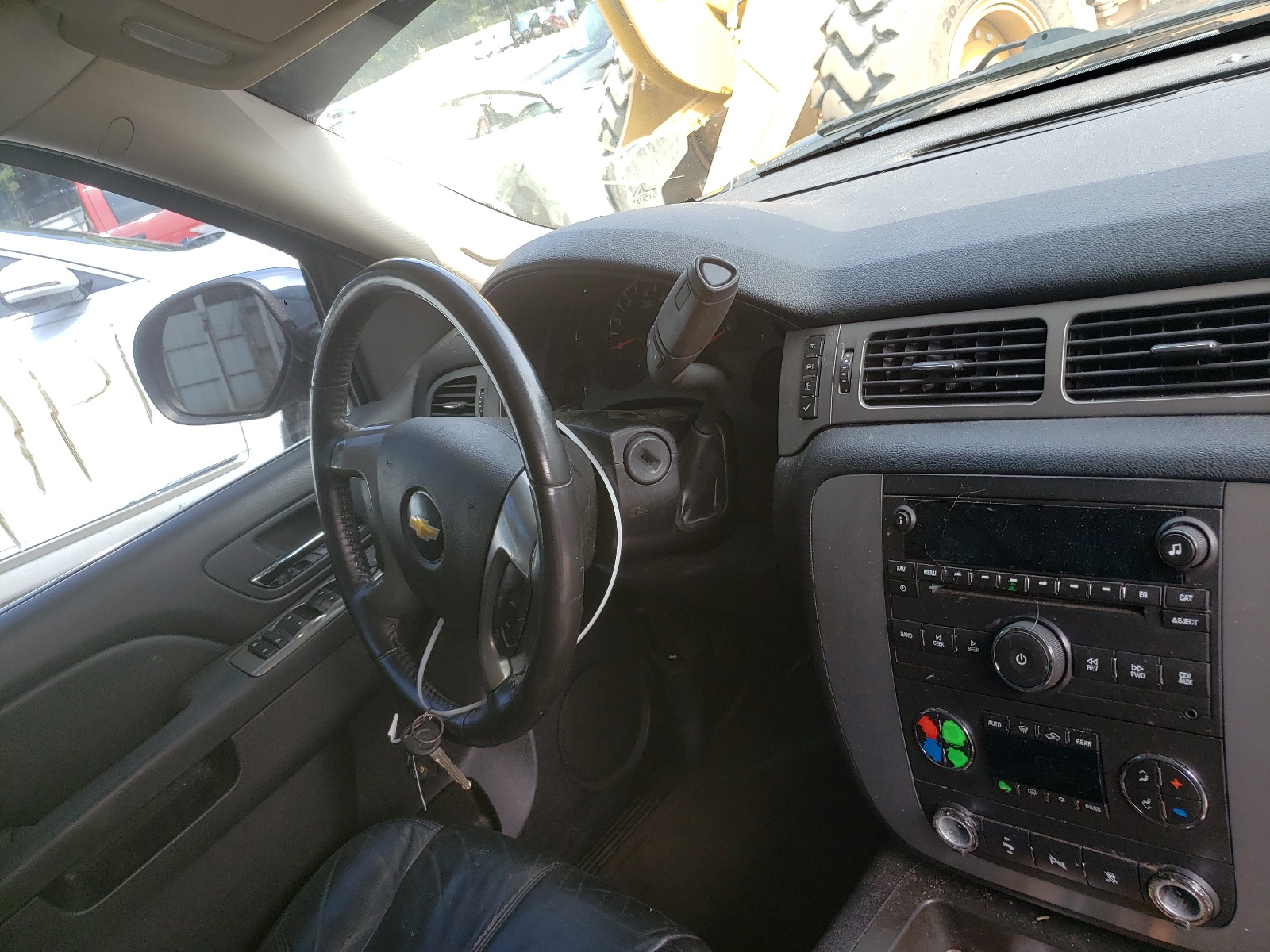 Photo 9 from auction – 2011 CHEVROLET TAHOE C150 with VIN 1GNSCBE00BR103168