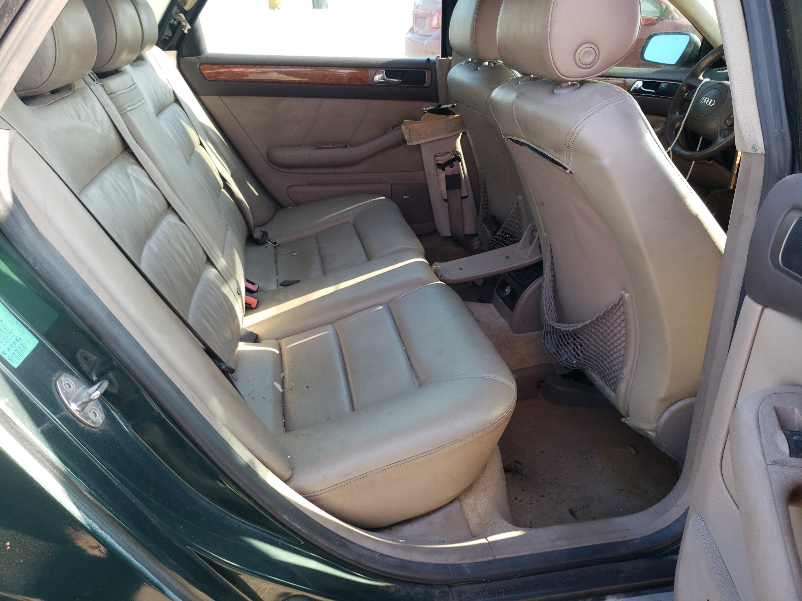 Foto 6 de la subasta – 2000 AUDI A6 2.7T QU con VIN WAUED24B6YN041990