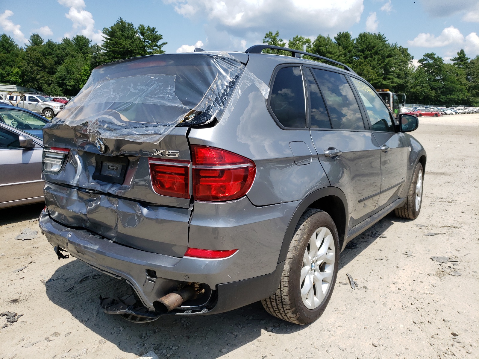 Photo 4 from auction – 2013 BMW X5 XDRIVE3 with VIN 5UXZV4C50D0E01563