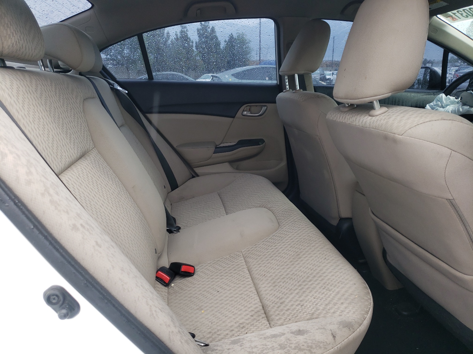 Photo 6 from auction – 2015 HONDA CIVIC LX with VIN 19XFB2F5XFE276009
