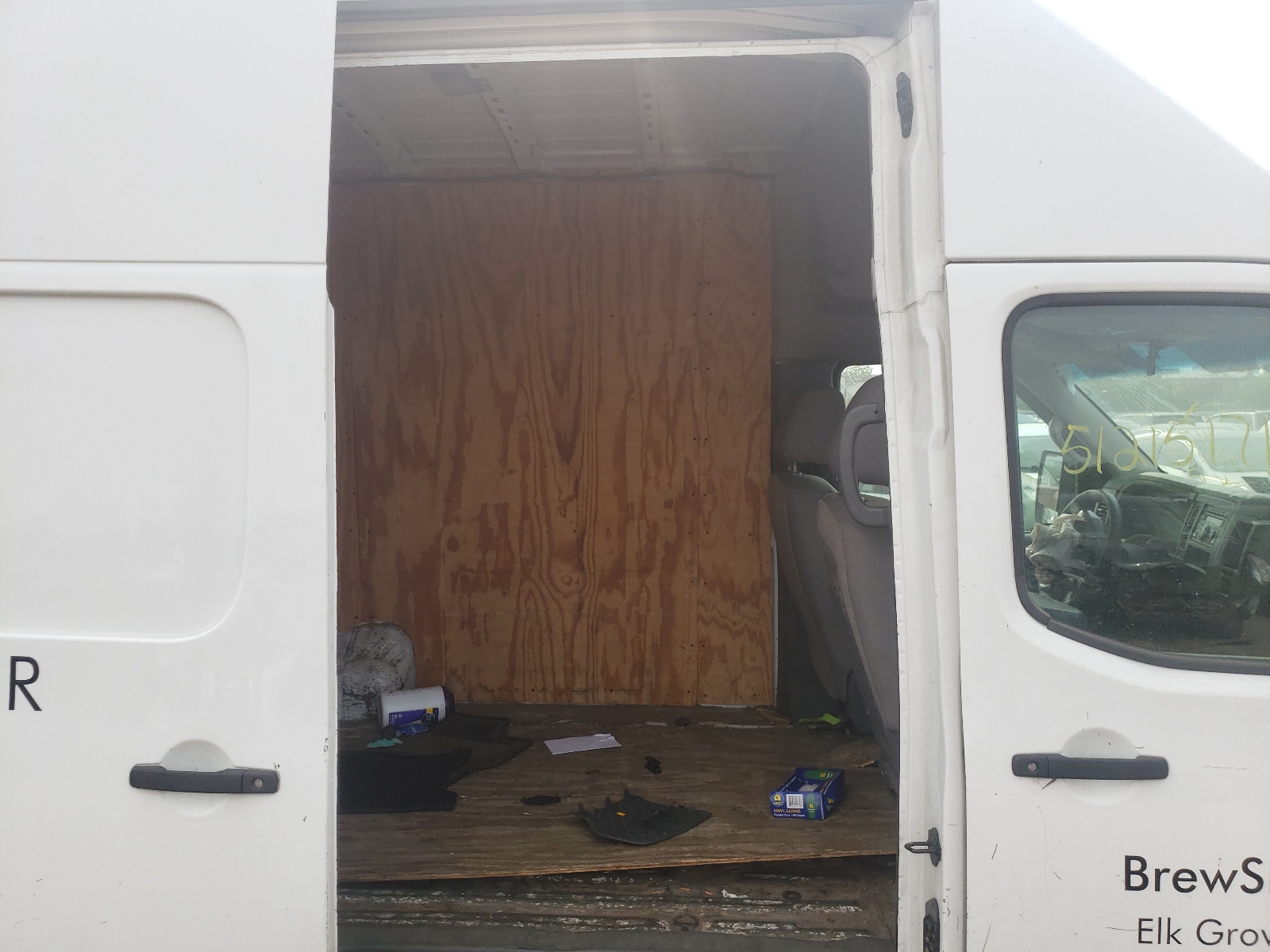 Photo 6 from auction – 2012 NISSAN NV 2500 with VIN 1N6BF0LX9CN117600