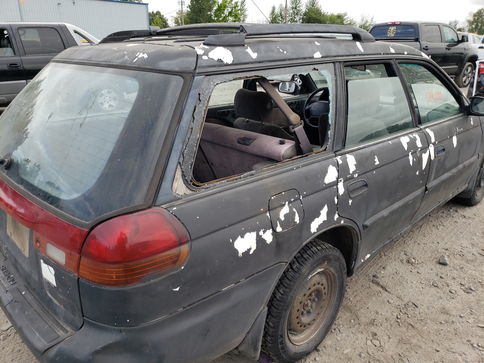 Photo 9 from auction – 1995 SUBARU LEGACY L with VIN 4S3BK6355S6348521