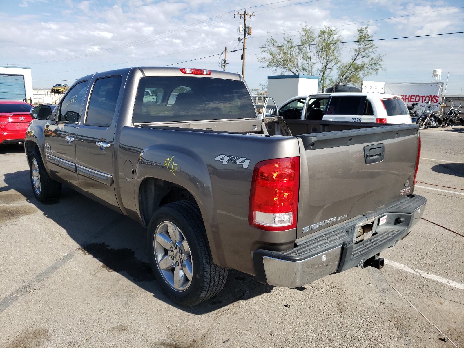Photo 3 from auction – 2012 GMC SIERRA K15 with VIN 3GTP2VE22CG303927
