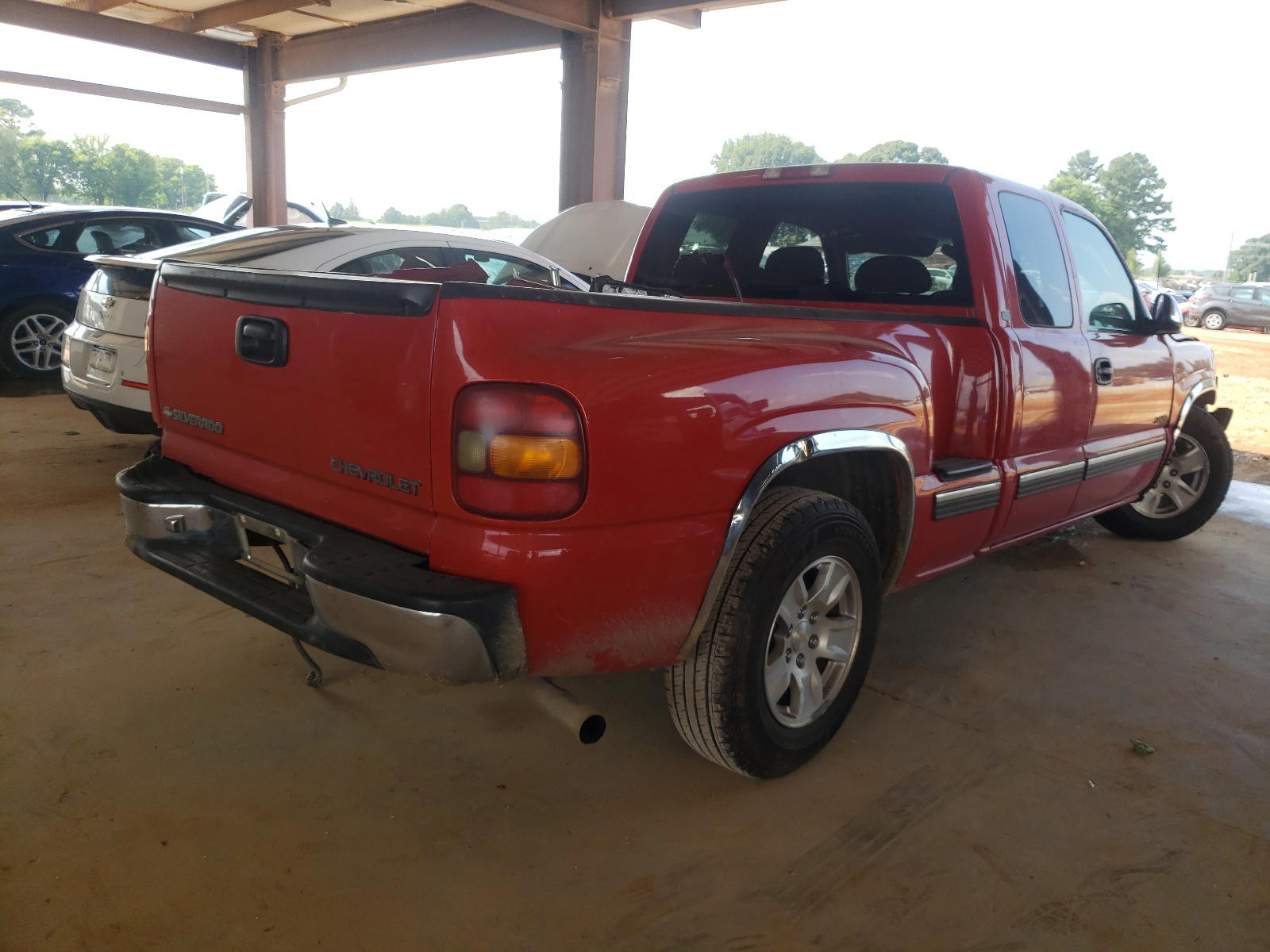 Photo 4 from auction – 2000 CHEVROLET SILVERADO with VIN 2GCEC19T6Y1223594