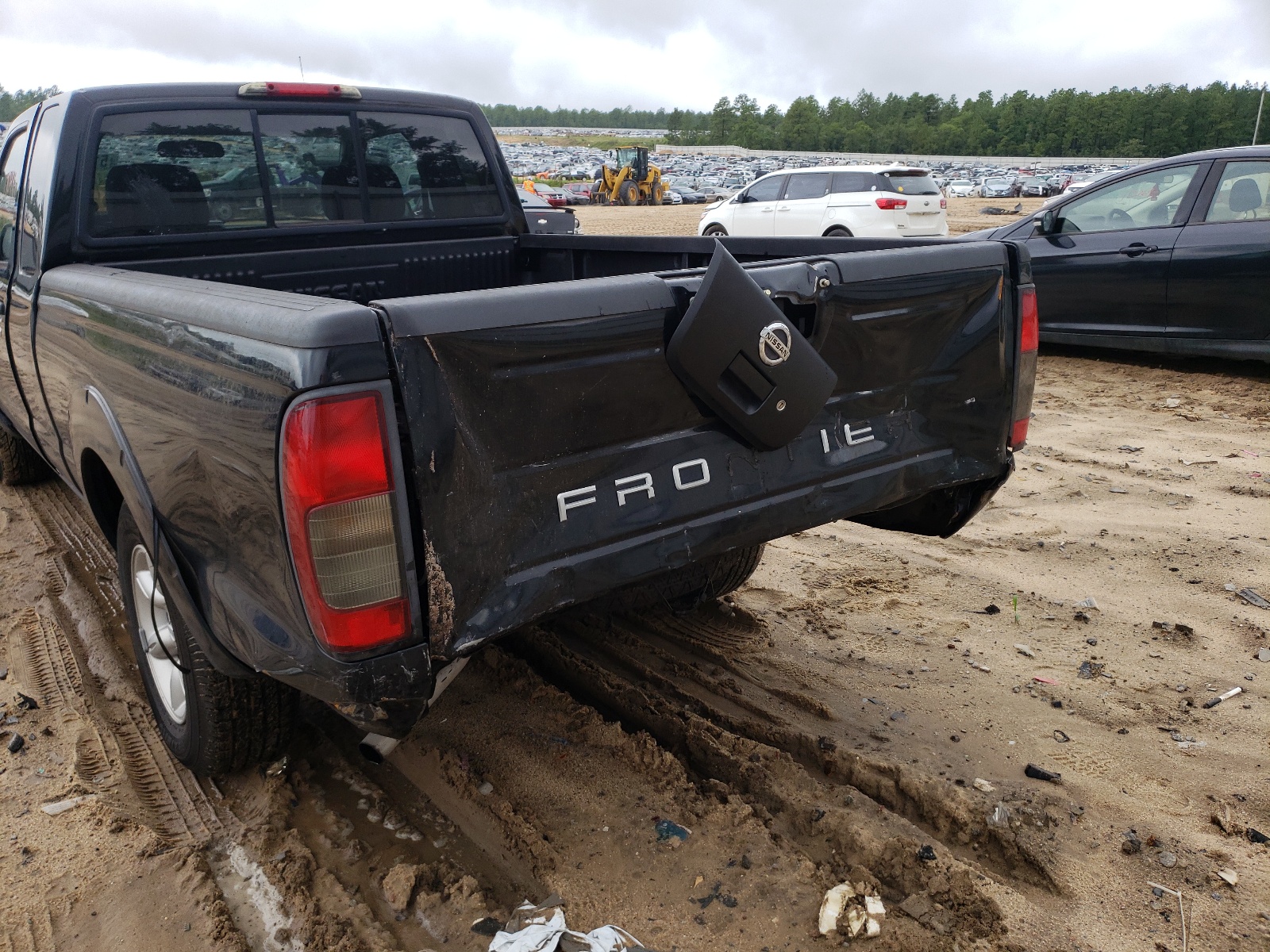 Photo 9 from auction – 2004 NISSAN FRONTIER K with VIN 1N6DD26T74C448899
