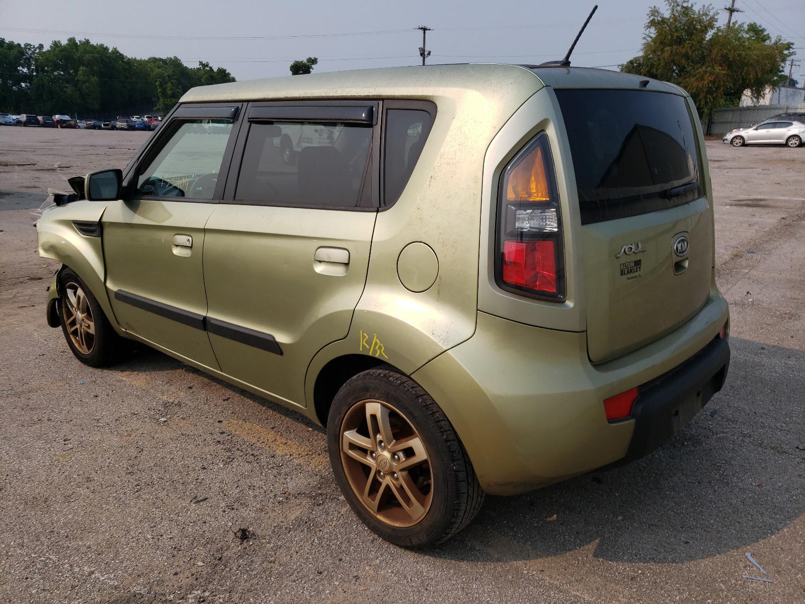 Photo 3 from auction – 2010 KIA SOUL + with VIN KNDJT2A2XA7038965