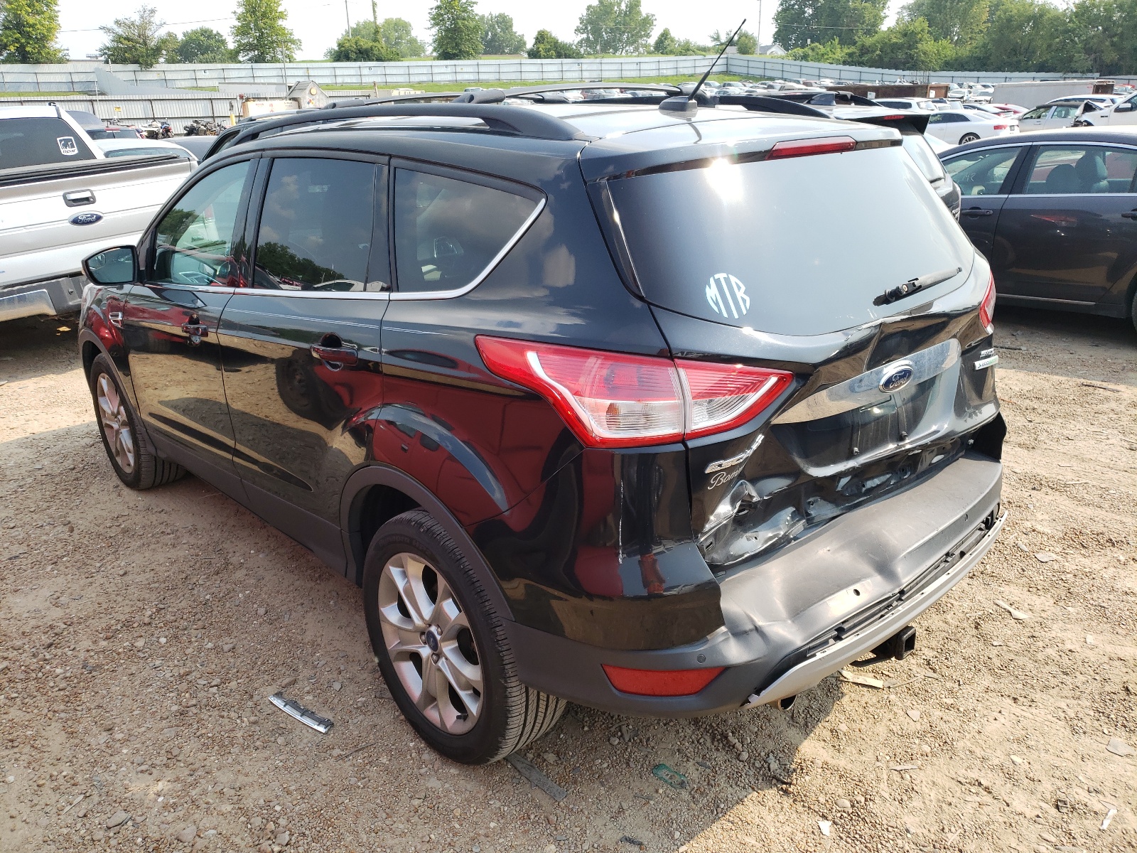 Photo 3 from auction – 2013 FORD ESCAPE SEL with VIN 1FMCU0H98DUB31126