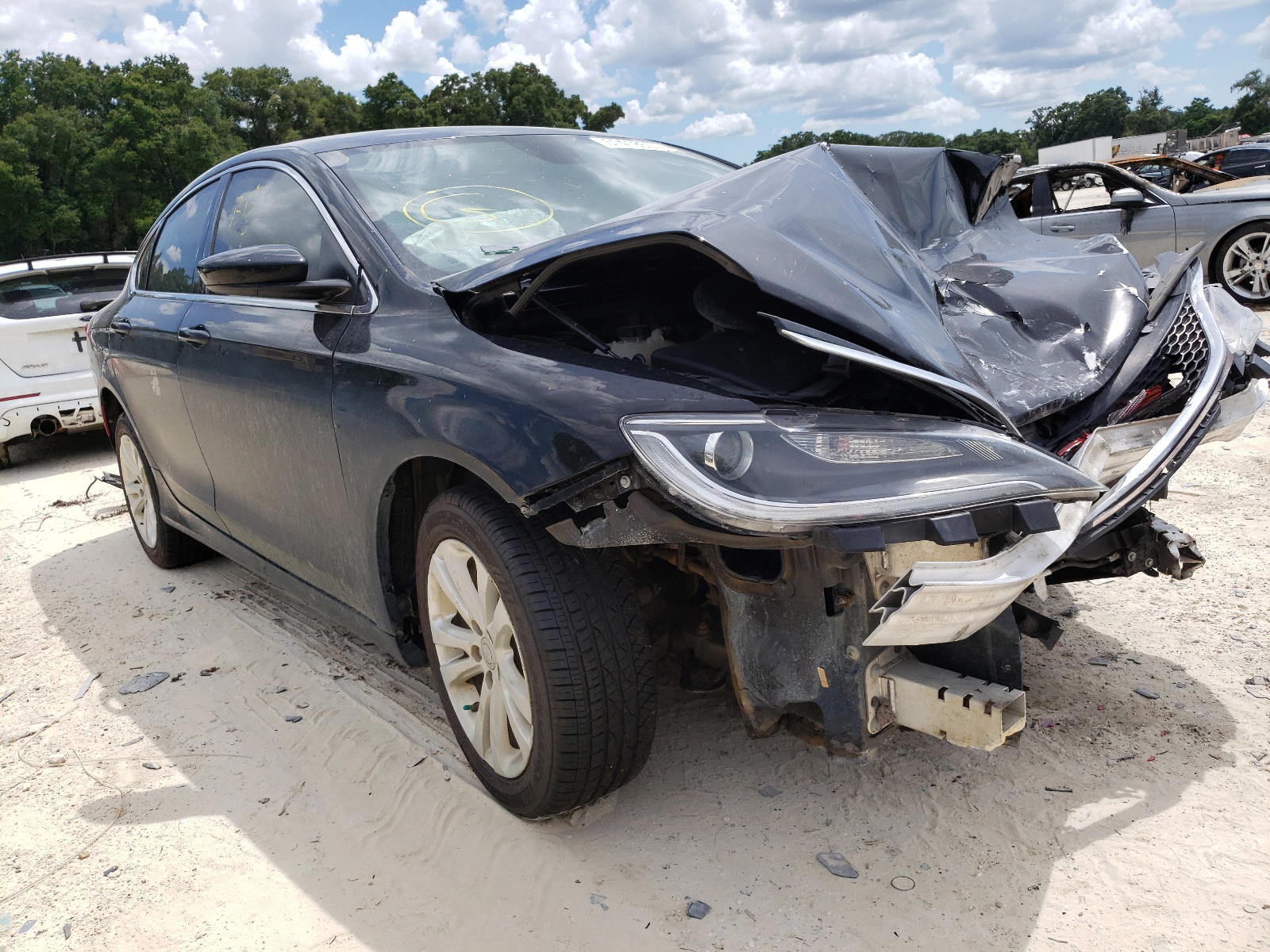 CHRYSLER 200 LIMITE 2017 with VIN 1C3CCCAB7HN506336 - Photo from auction