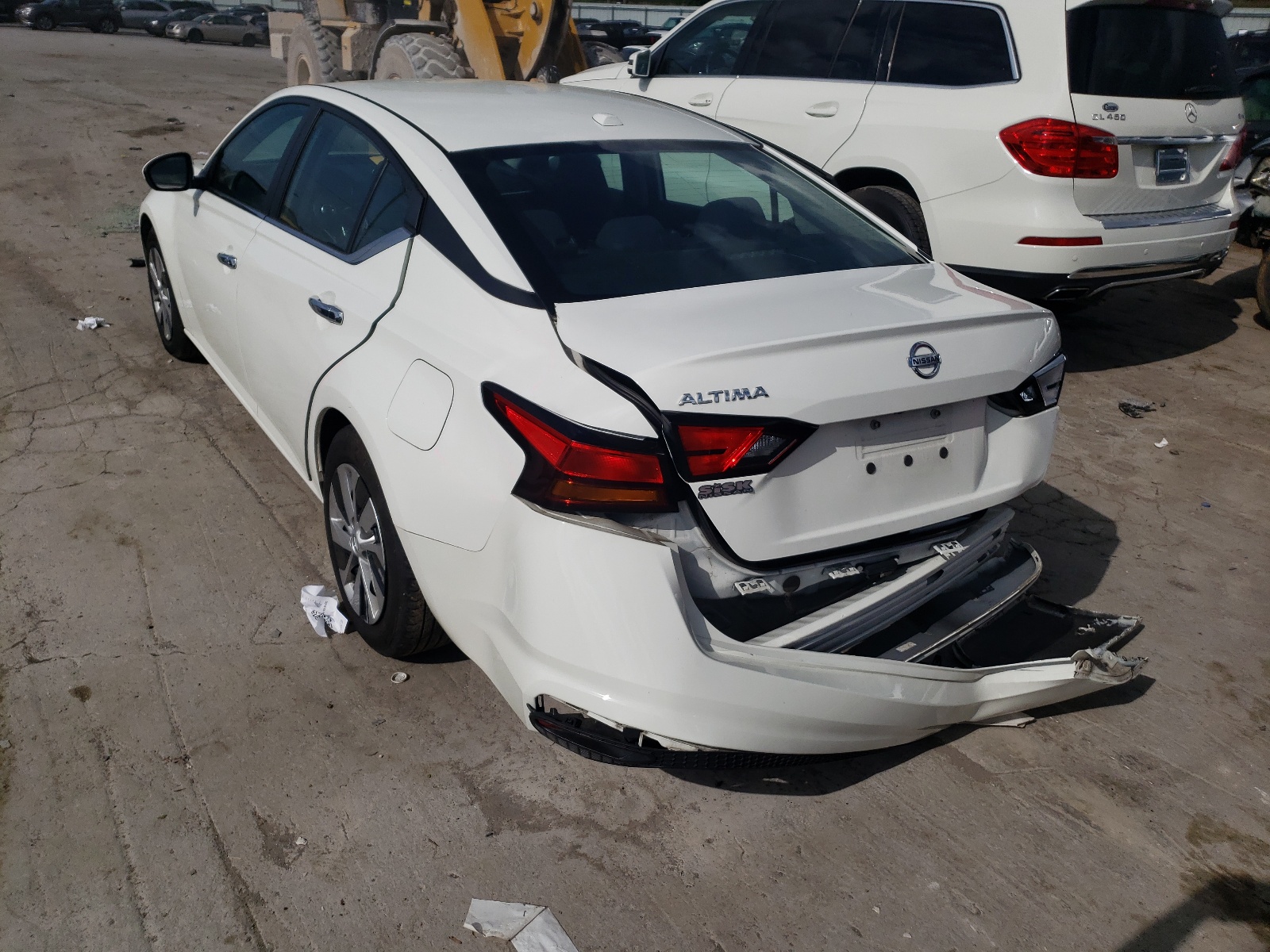 Photo 3 from auction – 2019 NISSAN ALTIMA S with VIN 1N4BL4BV5KC169261