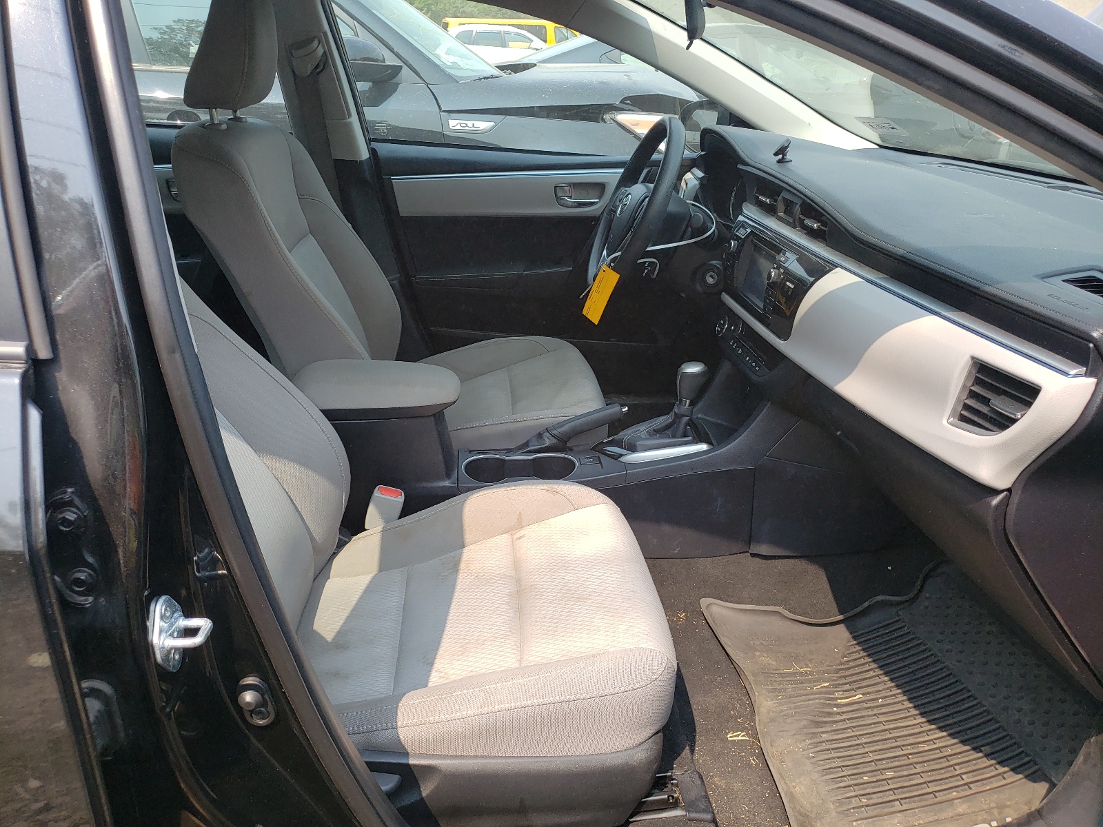 Photo 5 from auction – 2016 TOYOTA COROLLA L with VIN 2T1BURHE5GC711131